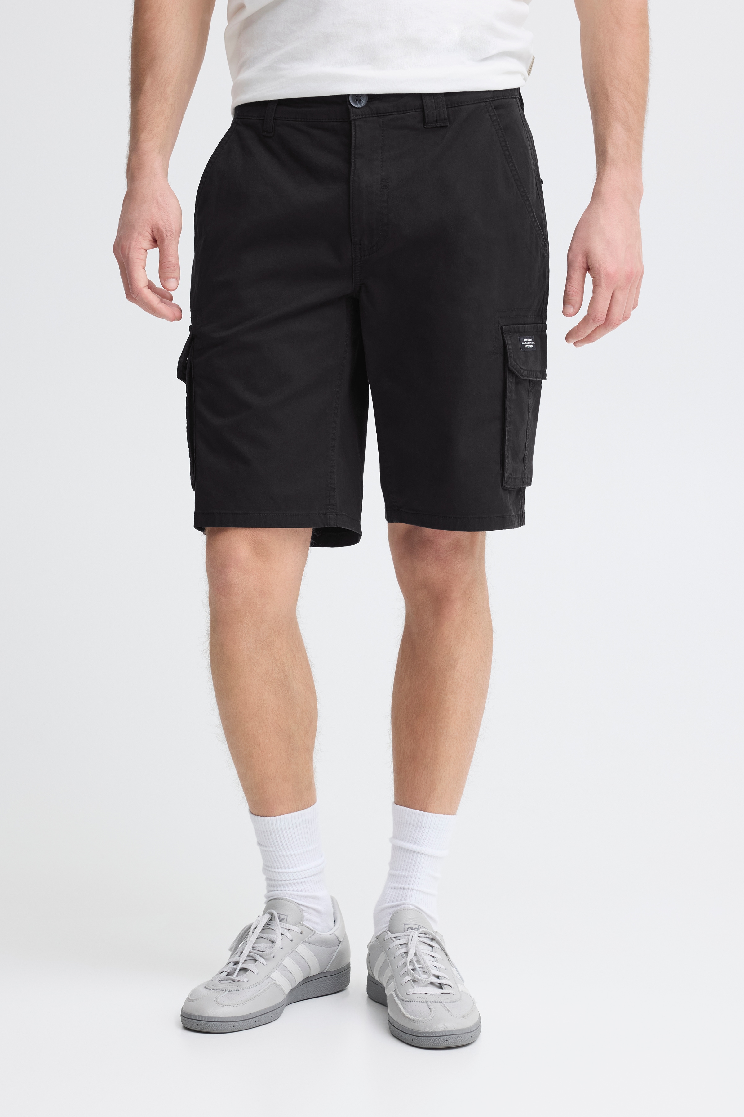 Blend Shorts "BHMORGAN REG CARGO SHORTS" aus Baumwolle und Elasthan, Regular Fit, knielange Schnittform
