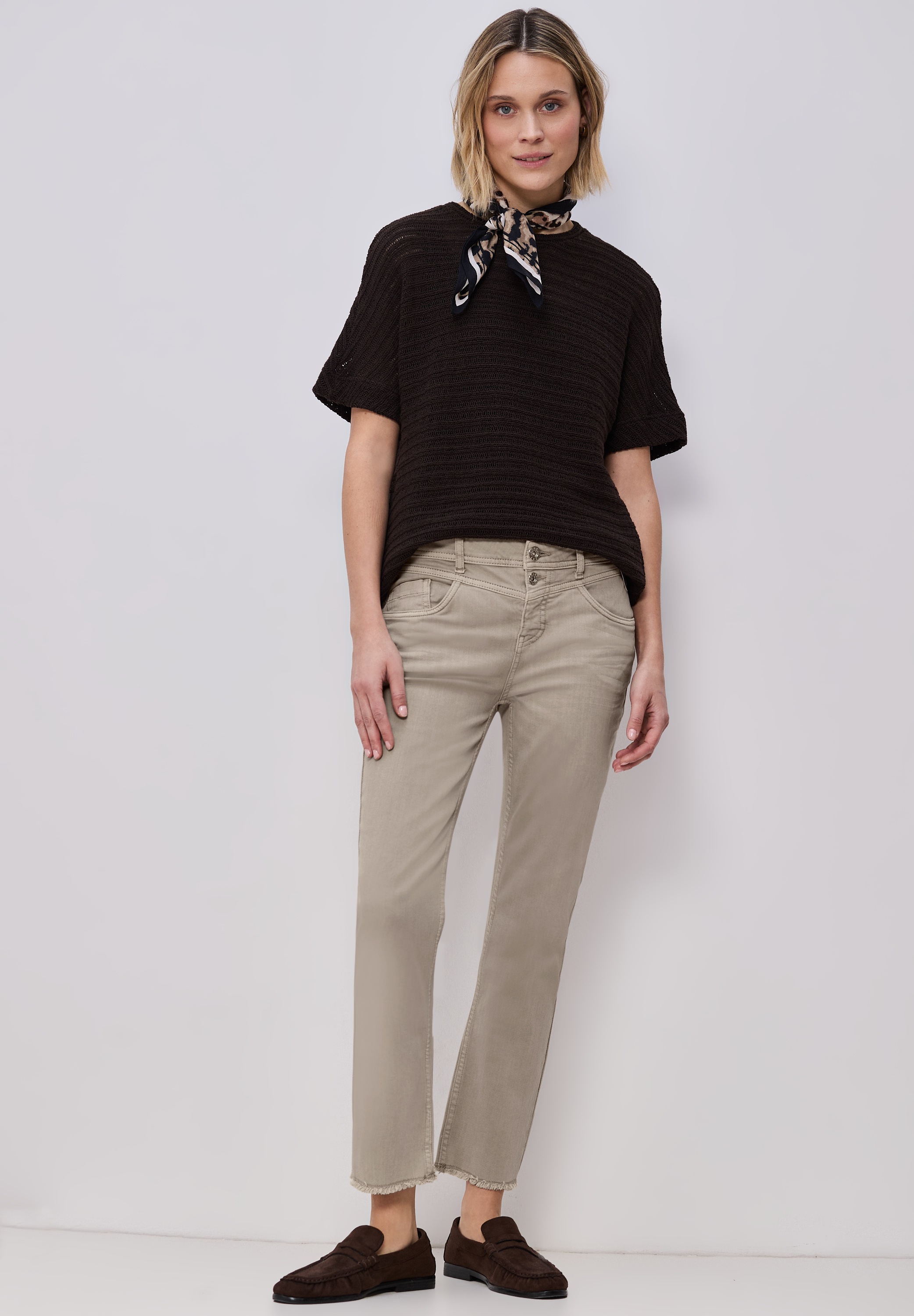 Slim-fit-Jeans STREET ONE, Damen, Gr. 26, Länge 28, beige washed, Jeans, 81% Baumwolle, 17% Polyester, 2% Elasthan, unifarben, knöchelfrei, Jeans Slim-fit-Jeans, 5-Pocket-Style 3