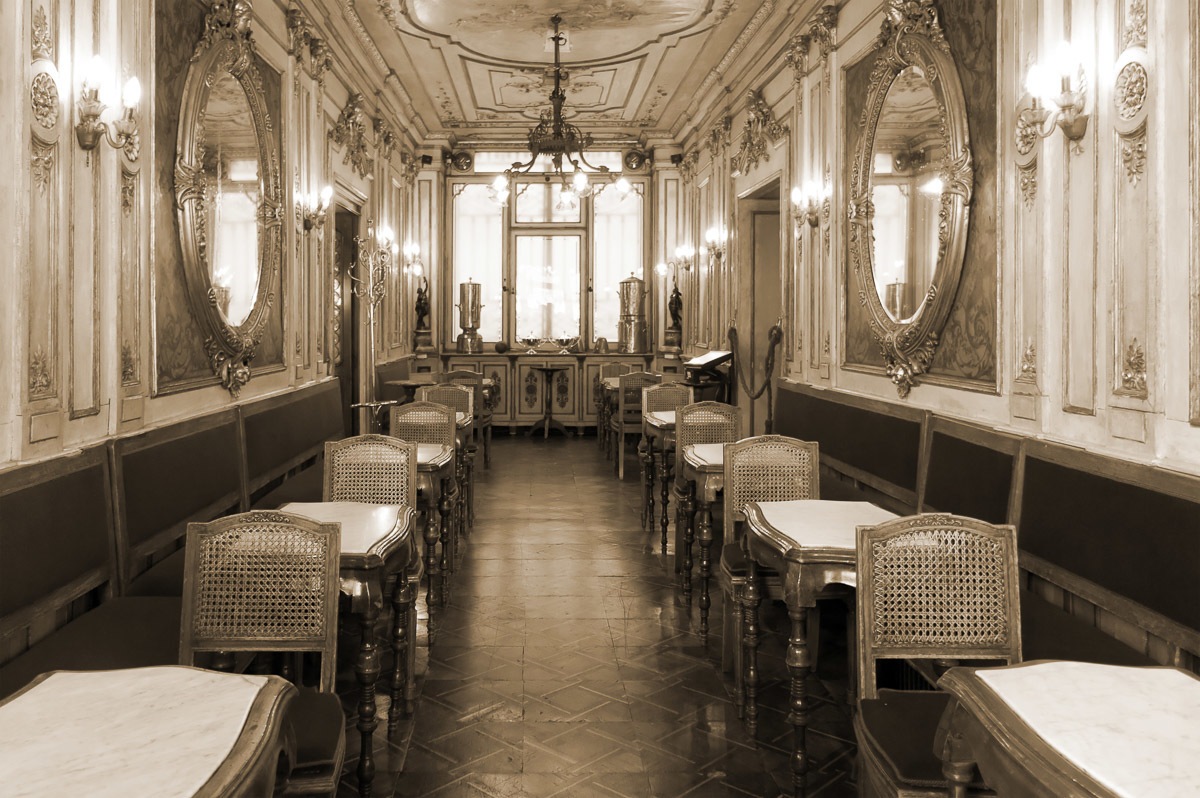 Papermoon Fototapetas »Vintage Cafe Interieur«