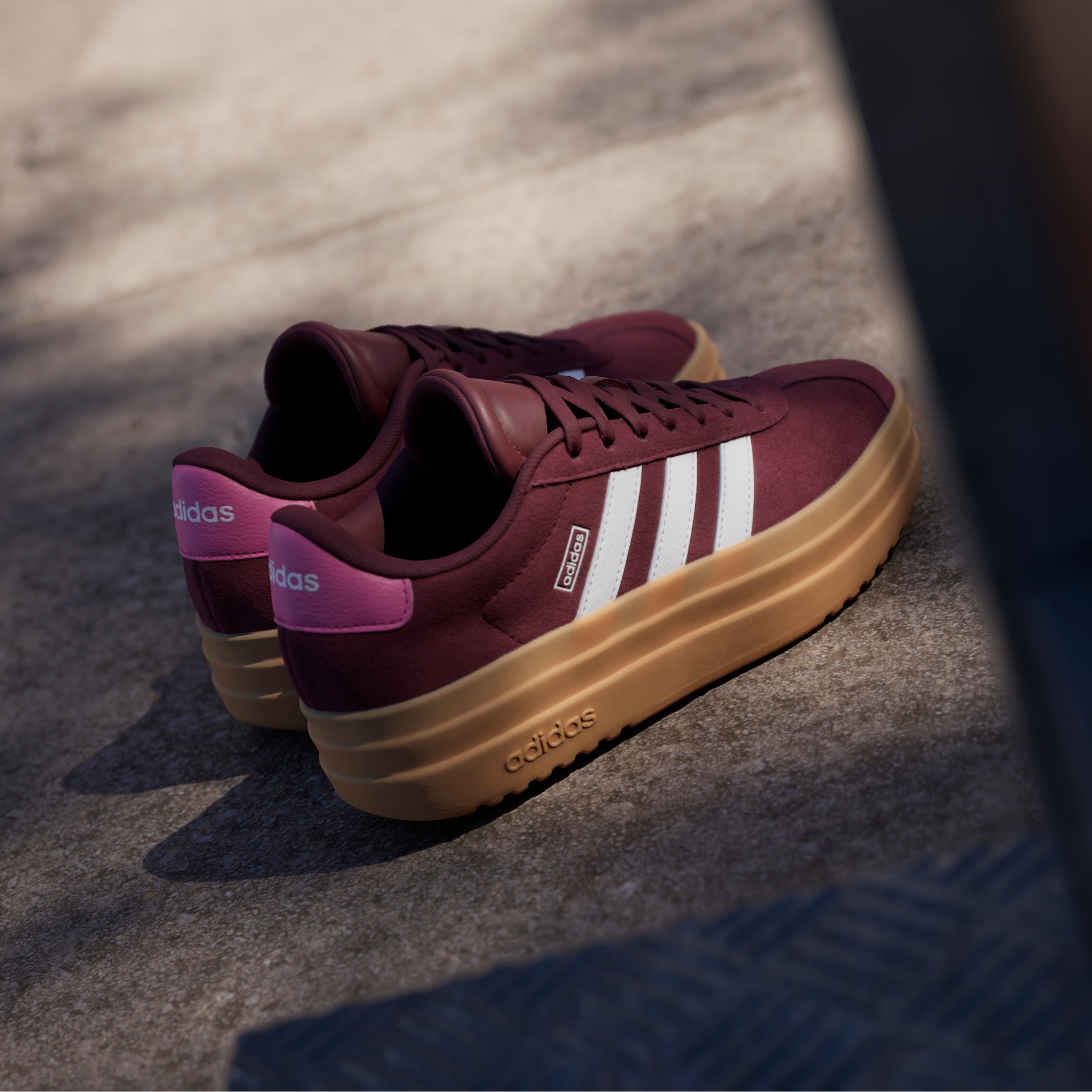 adidas Sportswear Sneaker »VL COURT BOLD LIFESTYLE KIDS«, Design auf den Spuren des adidas Gazelle Bold