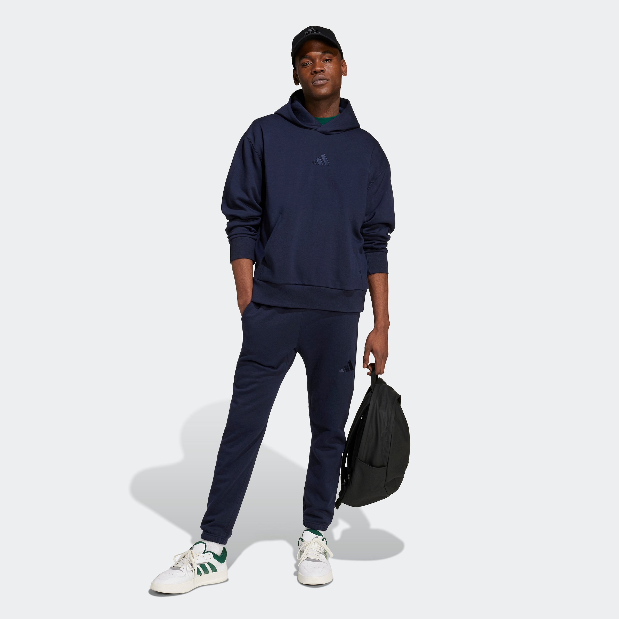 adidas Sportswear Kapuzensweatshirt »M A SZN FL HD«, weiches Fleecematerial