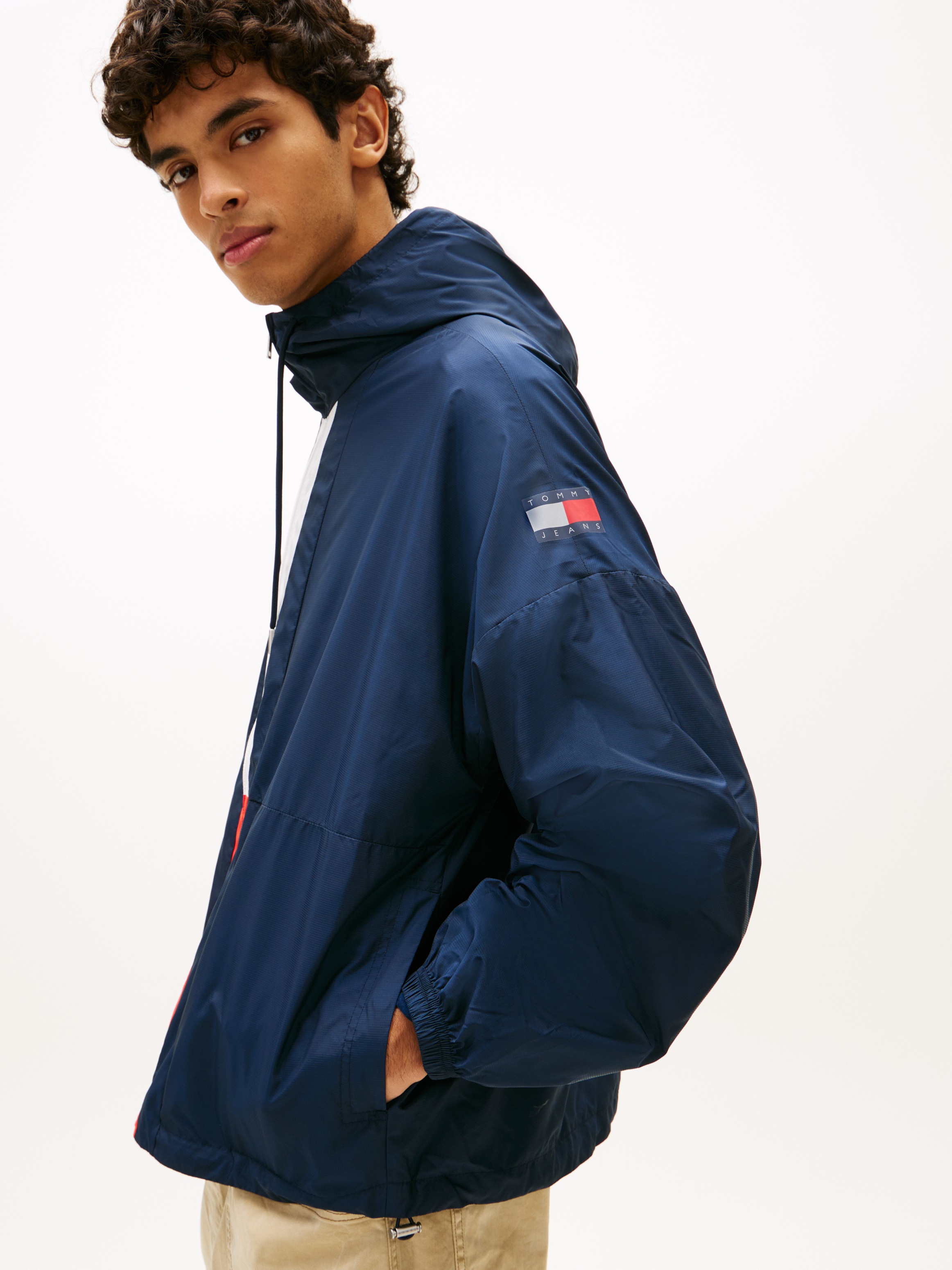 Tommy Jeans Windbreaker "CHICAGO FLAG" mit Kapuze Regular fit mit Kapuze günstig online kaufen