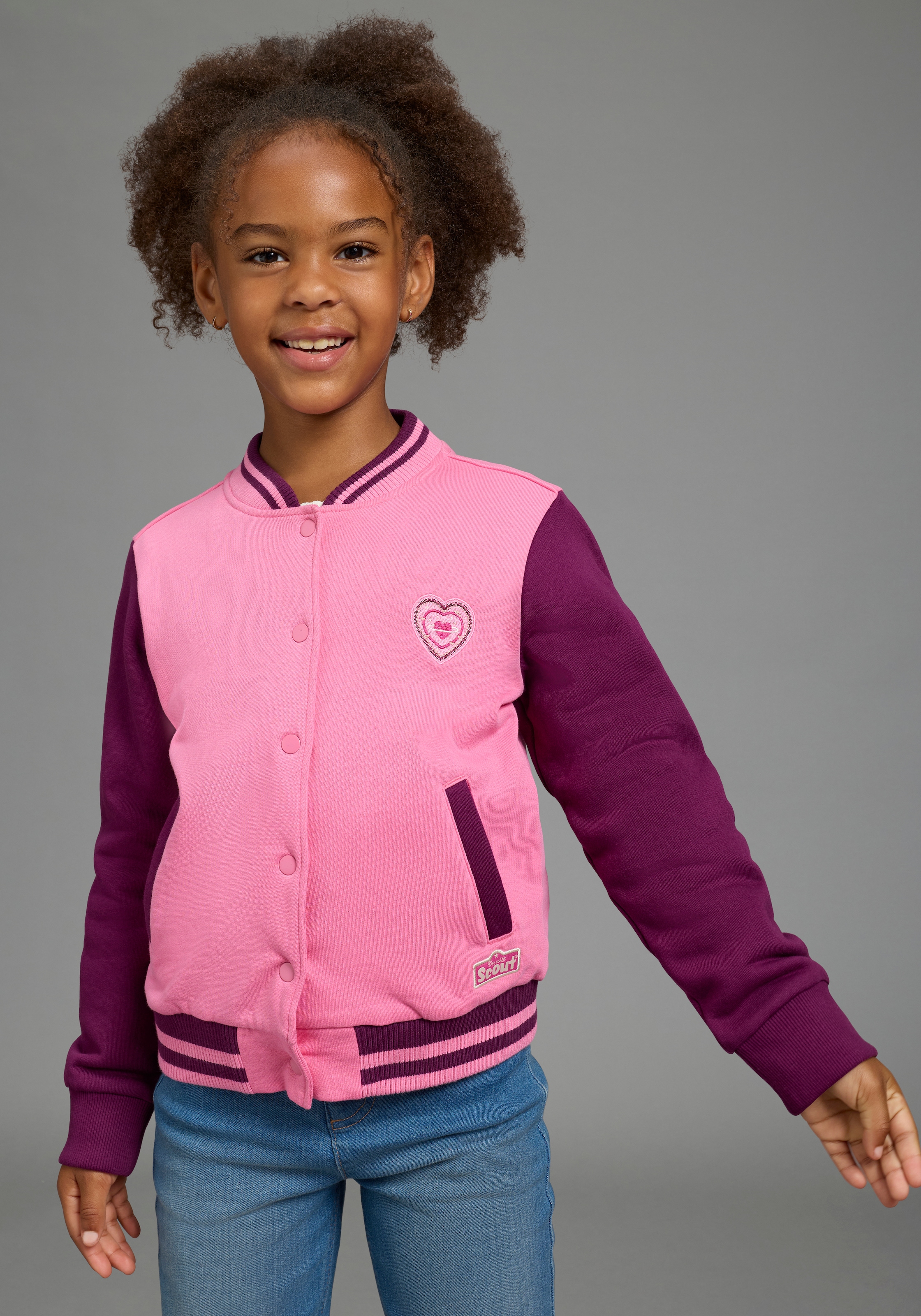 Scout Sweatjacke "College-Sweatjacke mit Badge - NEU von SCOUT" Collegejacke mit Ringelbündchen, aus angerauter Ware
