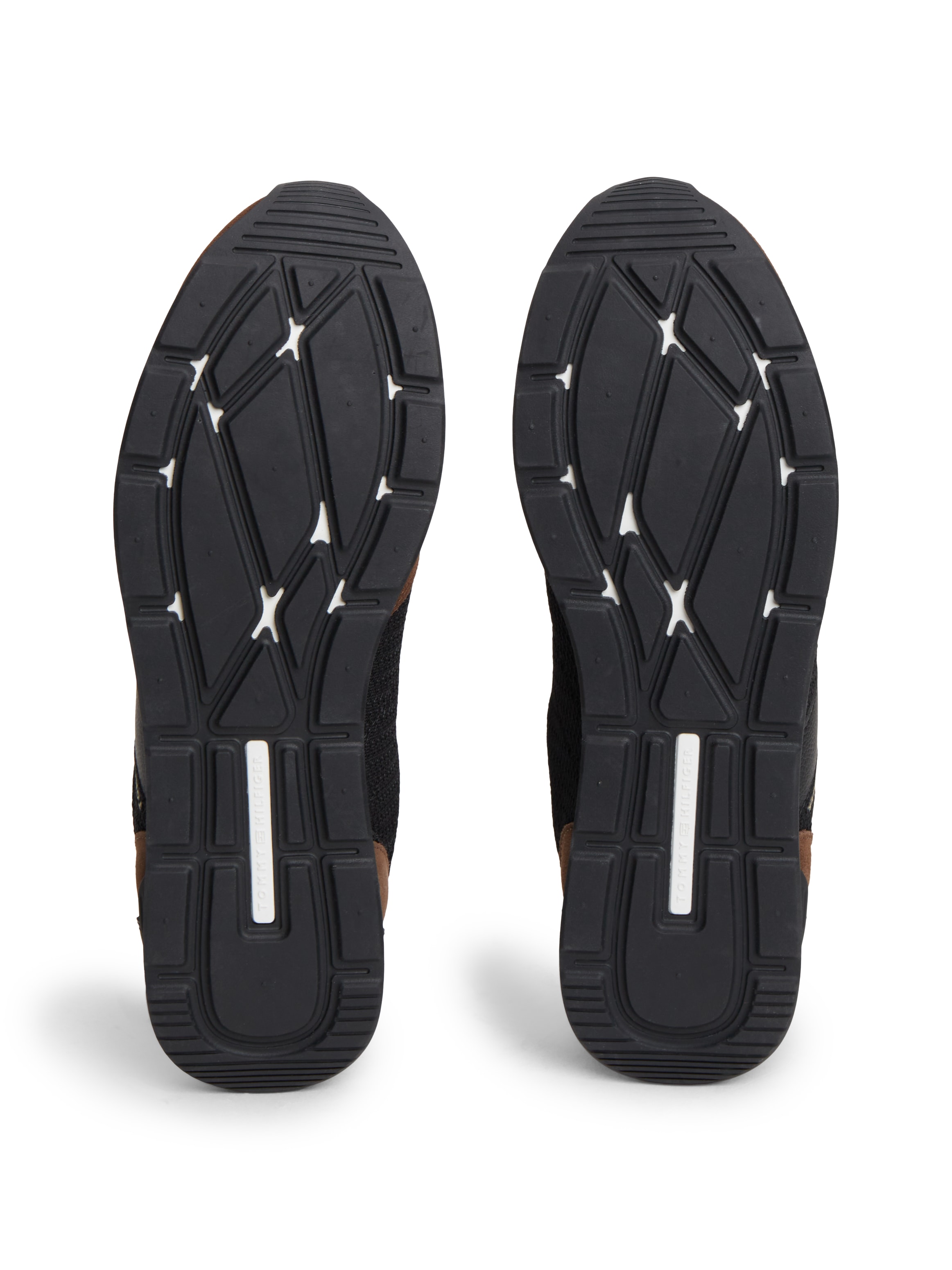 Tommy Hilfiger Sneaker »T HILFIGER CORE MIX RUNNER«  Schnürschuh, Halbschuh, Freizeitschuh mit Kontrastbesätzen