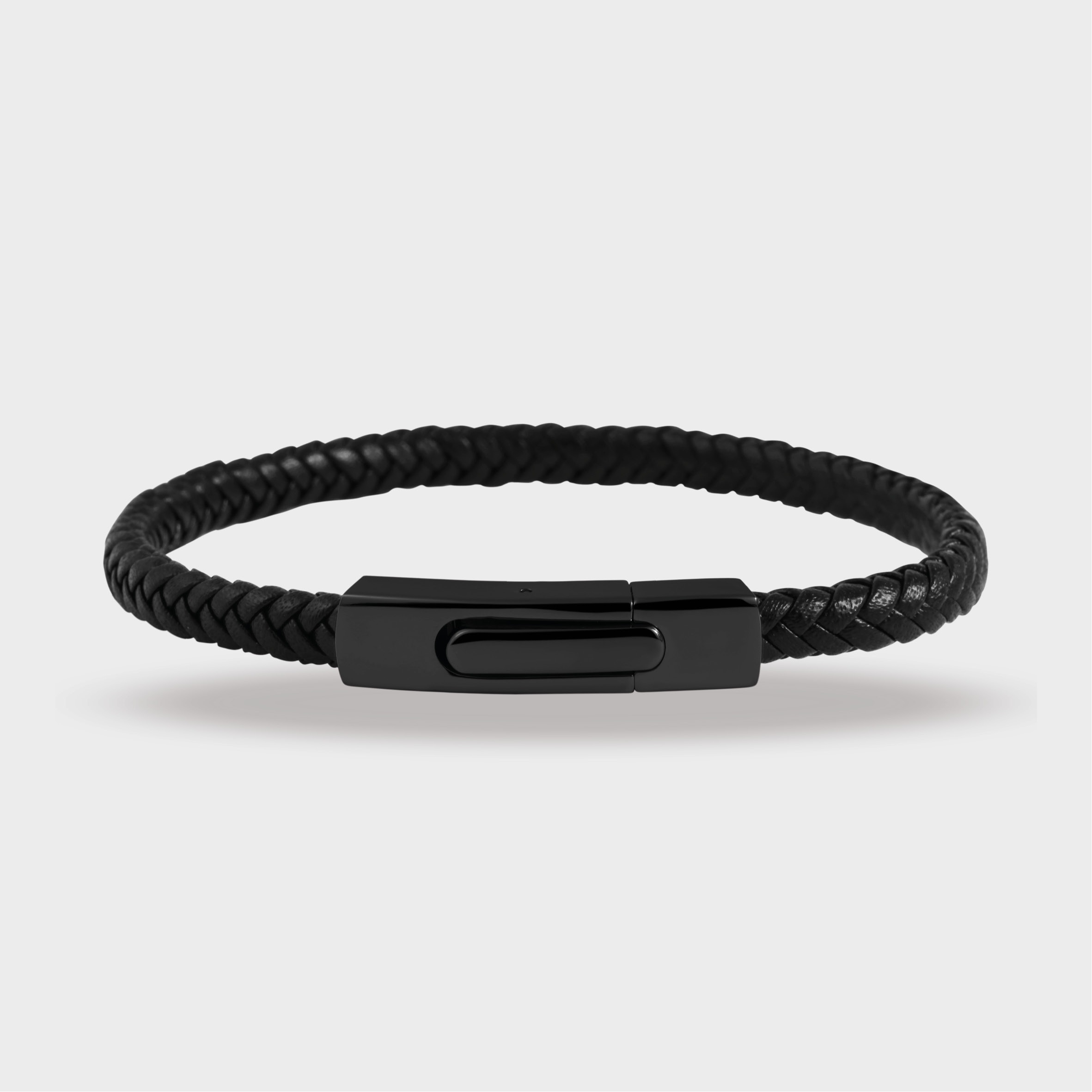 Adelia´s Armreif »Unisex Armband – Armreif aus Leder 21 cm« Perfekt zum Verschenken an besondere Menschen