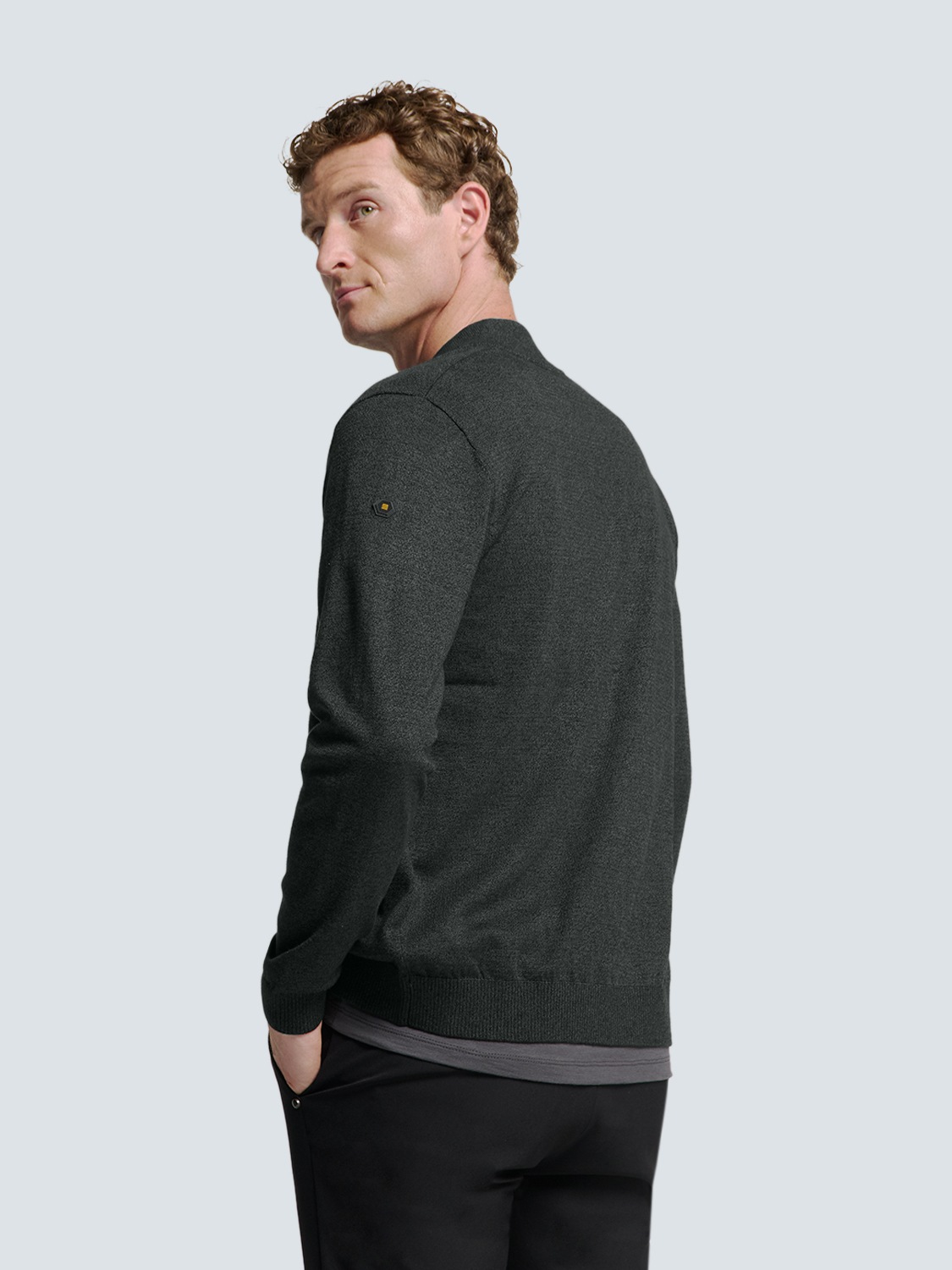 NO EXCESS Rundhalspullover »No Excess Zweifarbige Strickjacke von Timeless Basics«