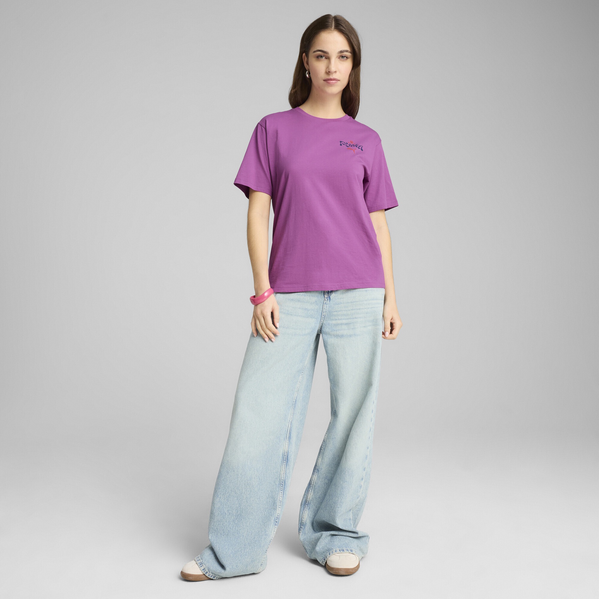 PUMA T-Shirt »ESS FLORAL PACK Relaxed Fit T-Shirt mit Grafik Damen«