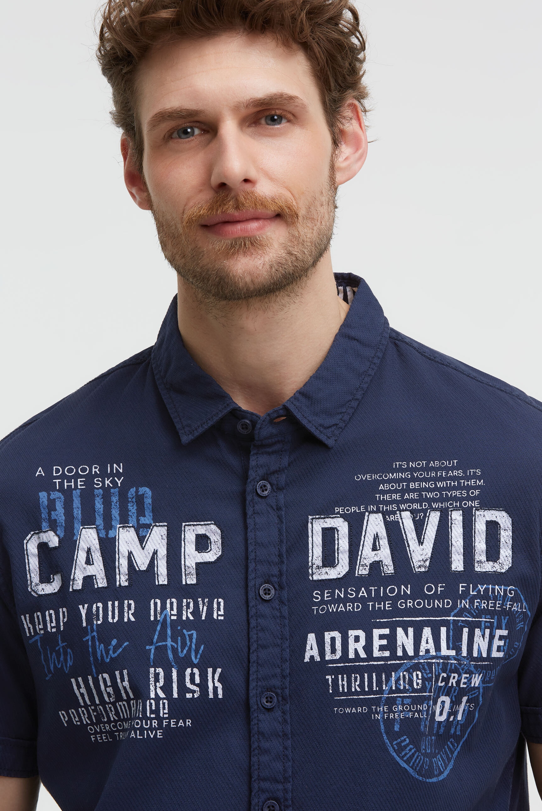 CAMP DAVID Kurzarmhemd mit Kentkragen