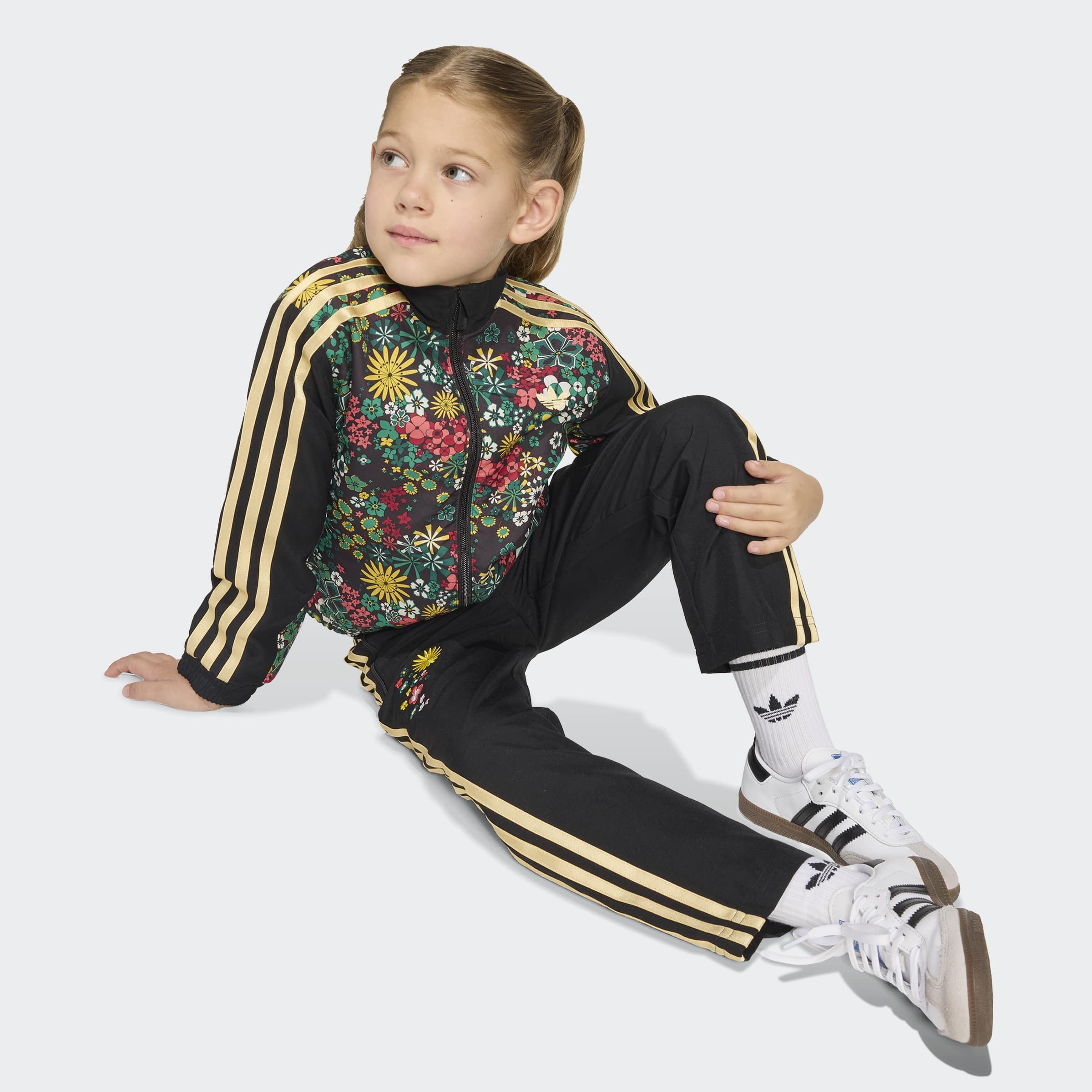 Trainingsanzug ADIDAS ORIGINALS "ADIDAS ORIGINALS X LIBERTY LONDON GEWEBTER", Jungen, Gr. 110, schwarz, Obermaterial: 100% Polyester, Sportanzüge Trainingsanzug, adidas Originals x Liberty London Collaboration