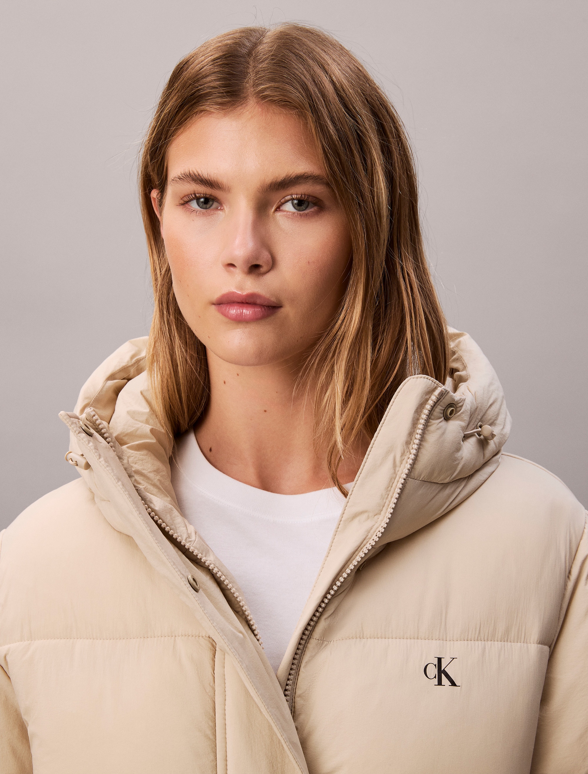 Calvin Klein Jeans Steppjacke »BELTED MIDWEIGHT PUFFER« mitKapuze Mit Rundhalsausschnitt, regular fit