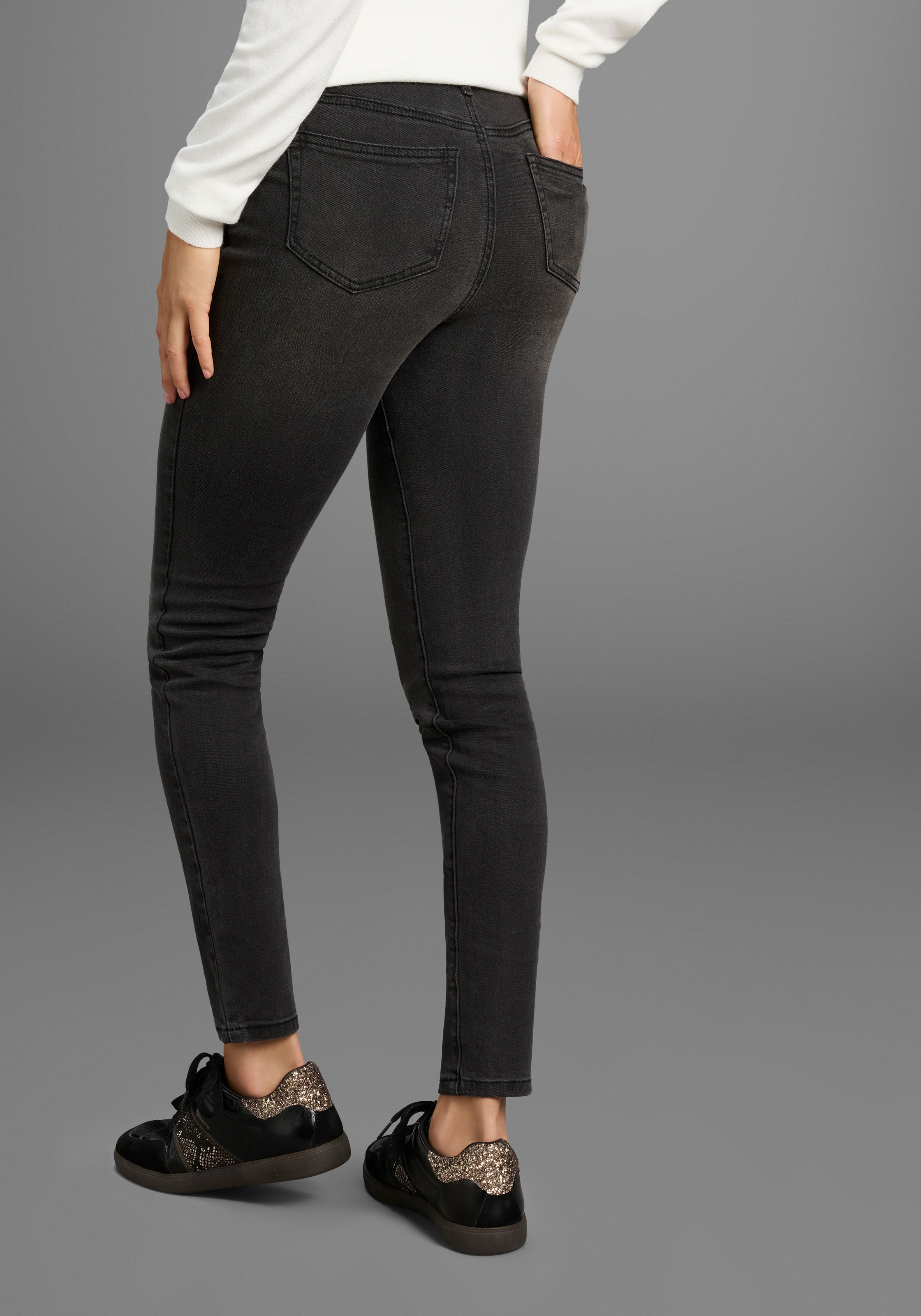 Arizona 5-Pocket-Jeans extra-eng geschnittene Beine, hohe Leibhöhe, Skinny günstig online kaufen