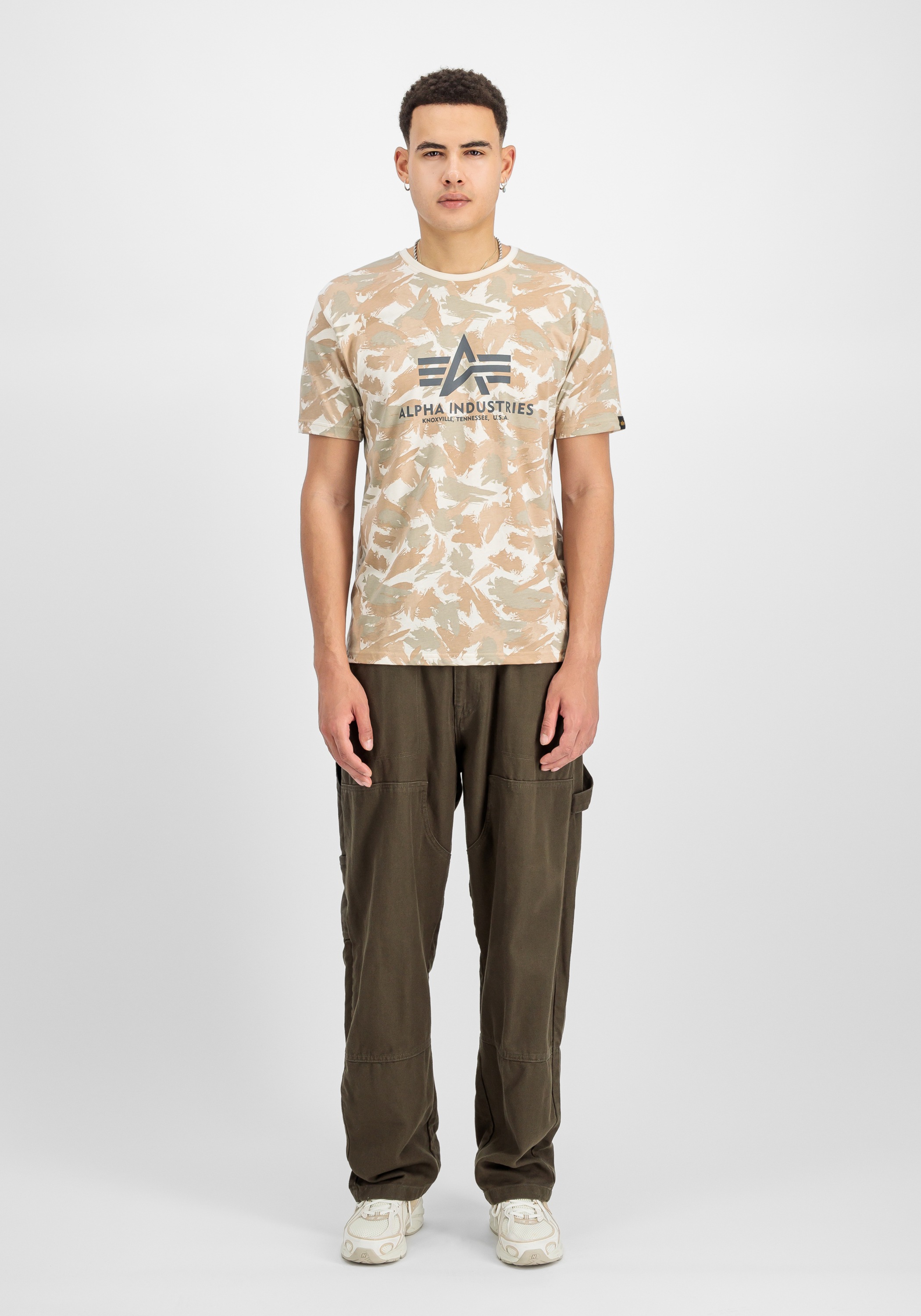 Thumbnail - Alpha Industries T-Shirt "Basic T-Shirt BL Camo"