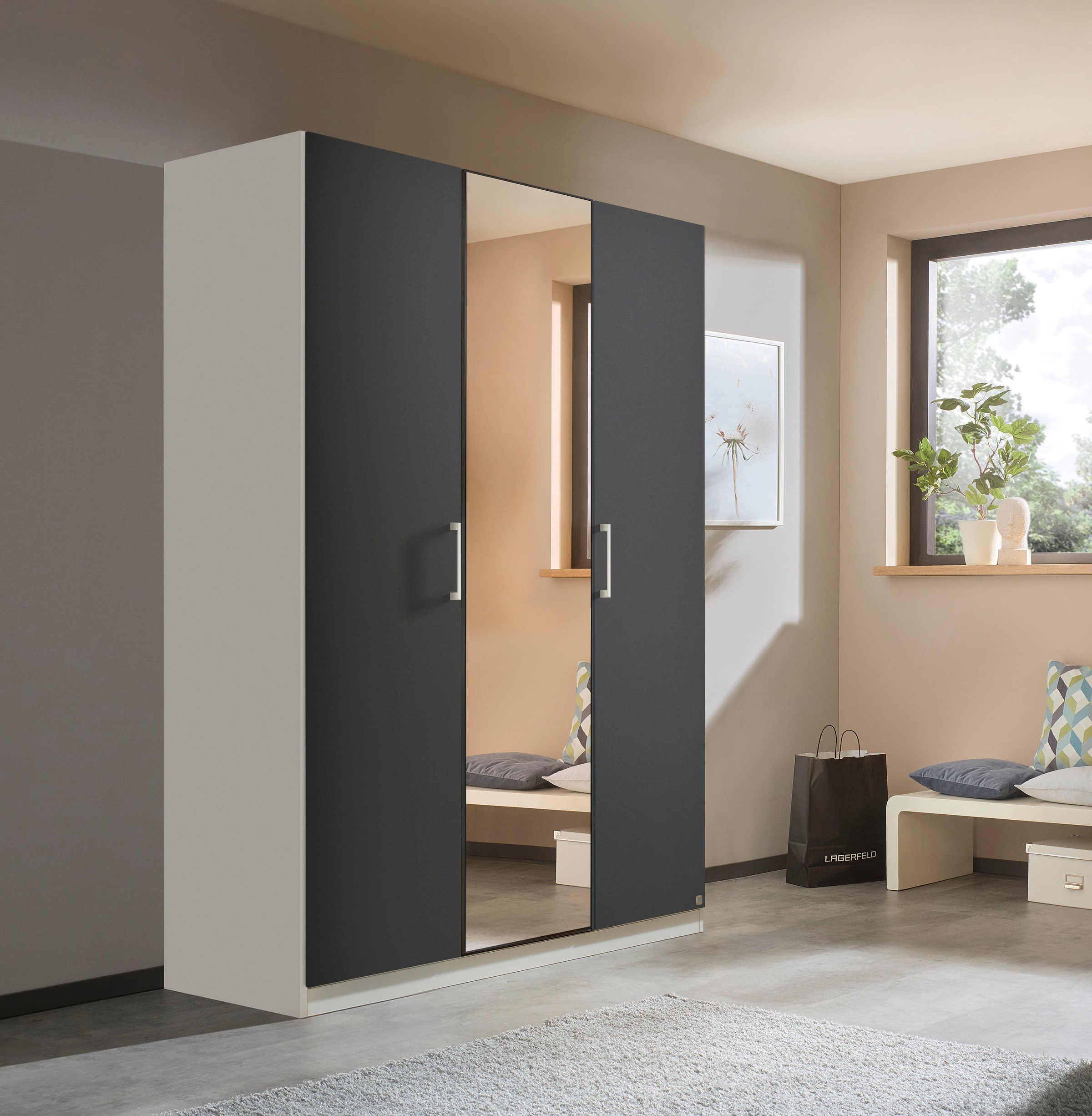 rauch Drehtürenschrank »Kleiderschrank Schrank Garderobe Wäscheschrank COSMO«, mit zusätzlichen Einlegeböden, Metallgriffe in Weiß MADE IN GERMANY