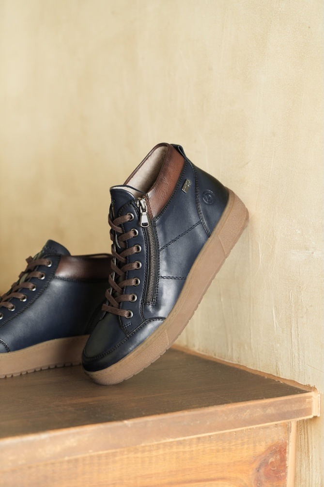 Remonte Plateausneaker, Winterstiefelette, Casual Boots mit wasserabweisender TEX-Membran