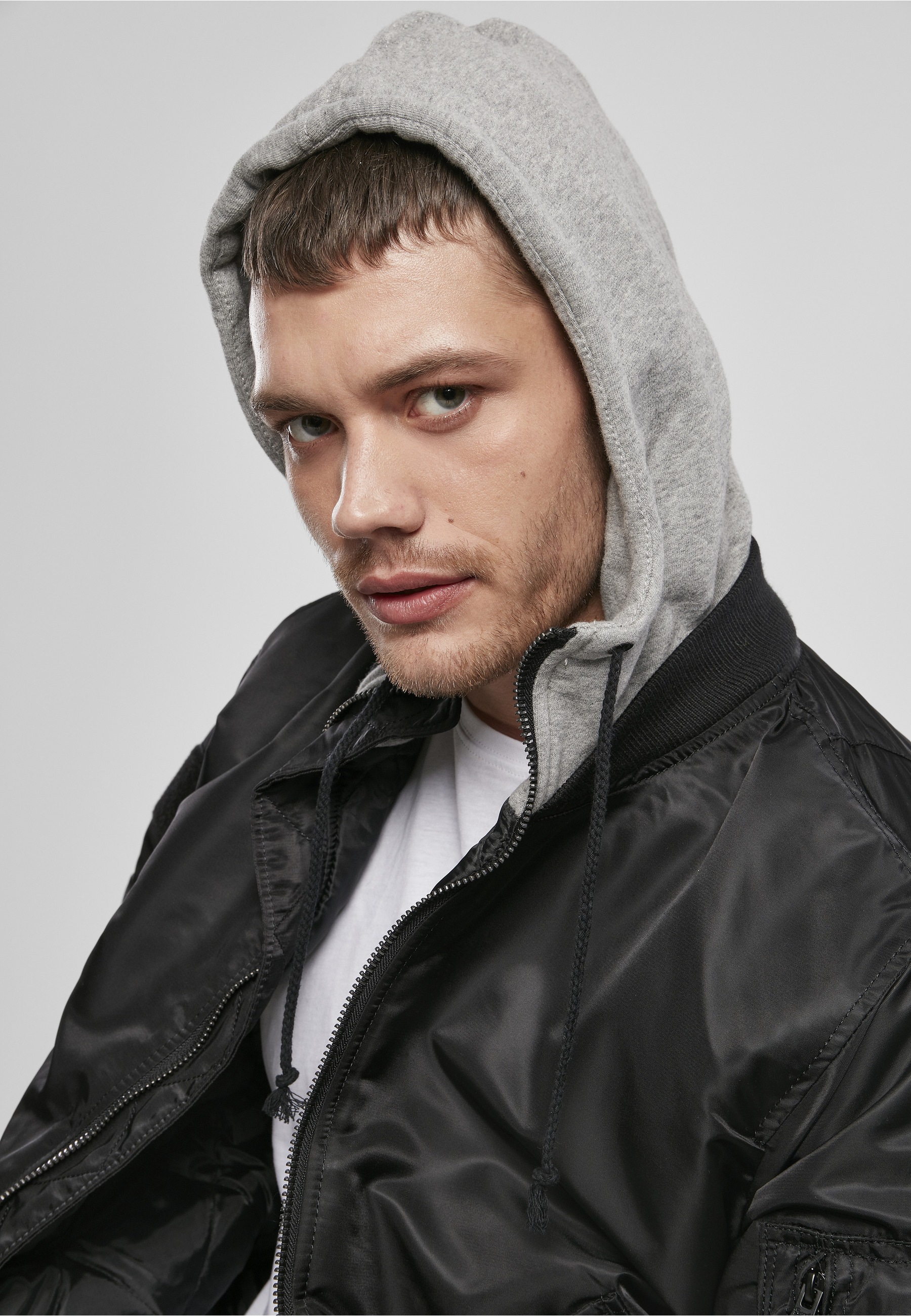 Brandit Anorak »Brandit Herren Hooded MA1 Bomber Jacket« 1 Stk. tlg. mit Kapuze