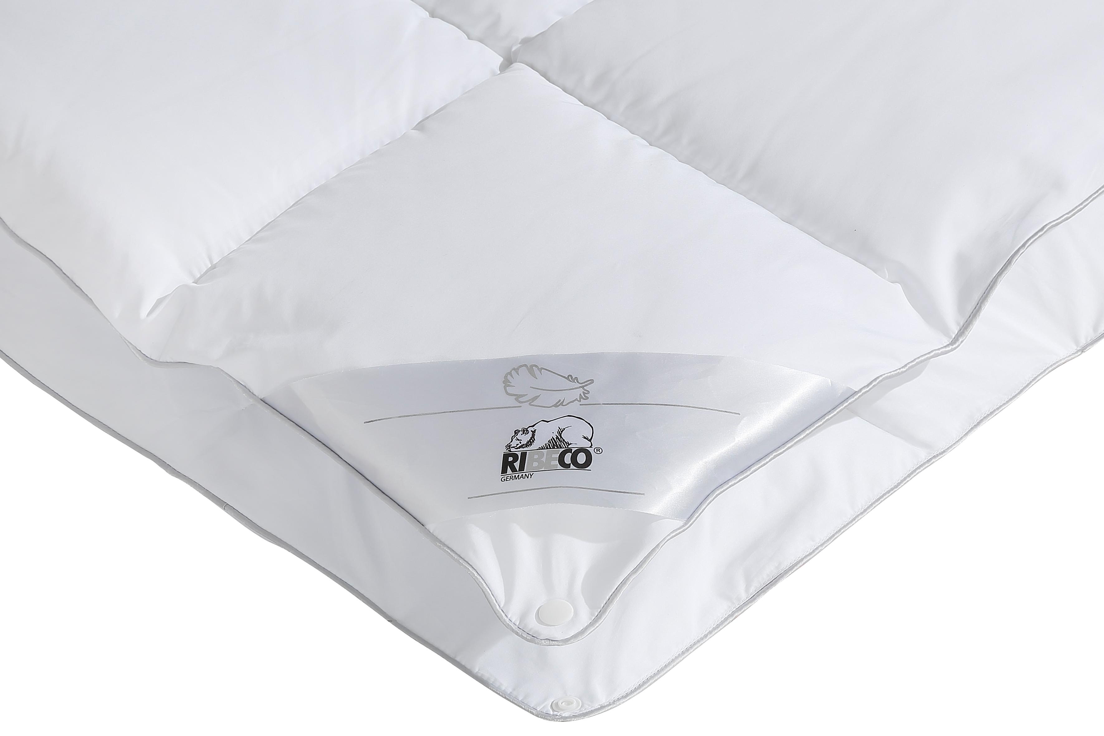 Thumbnail - RIBECO Kunstfaserbettdecke "Isabel" 4-Jahreszeiten 1 Stk. tlg. Luxus Daunenfeeling mit natürlichem Milbenschutz