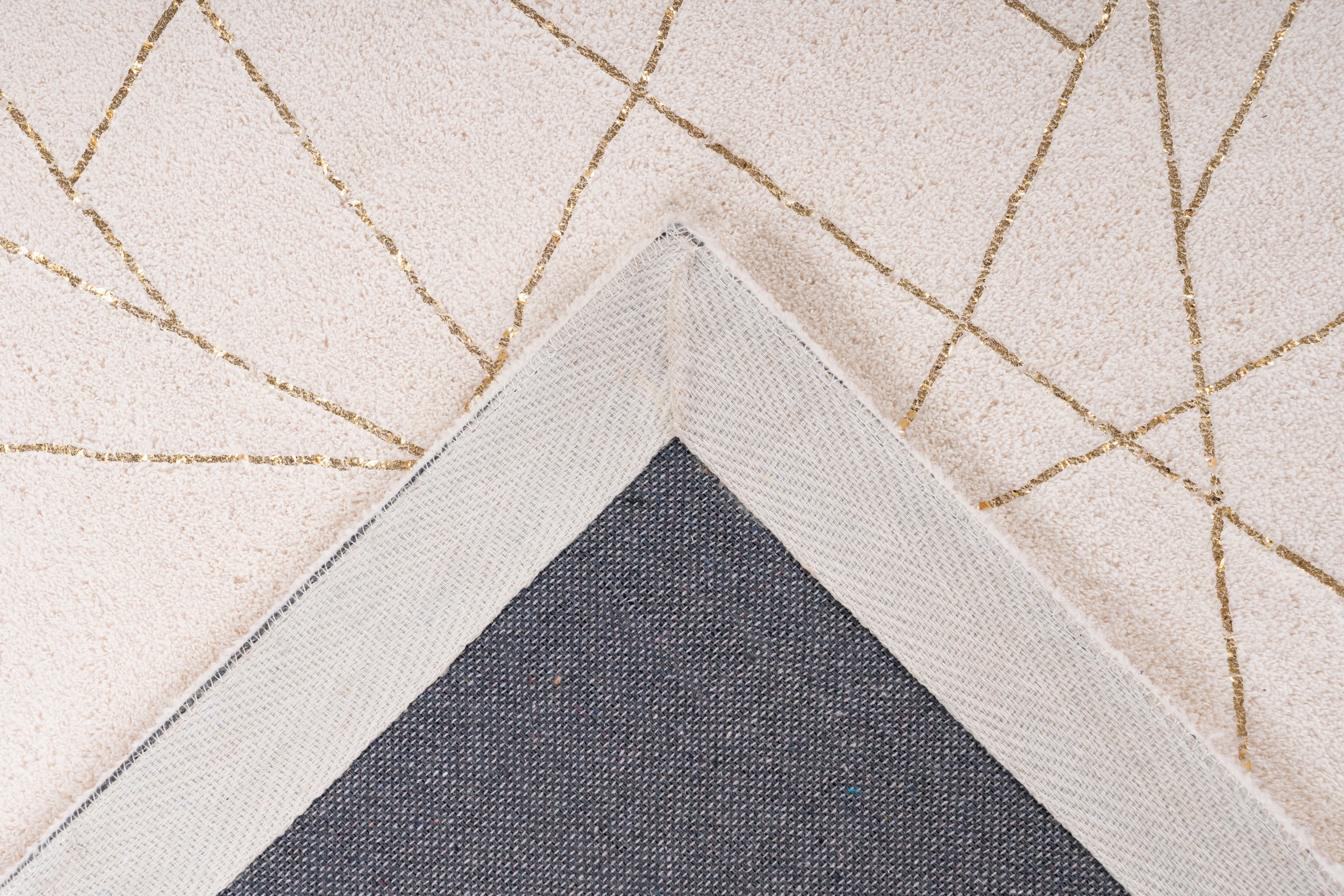 me gusta Teppich »Bijou 125«, rechteckig, 20 mm Höhe, Glanz Effekt, weicher Flor, Wohnzimmer, Schlafzimmer