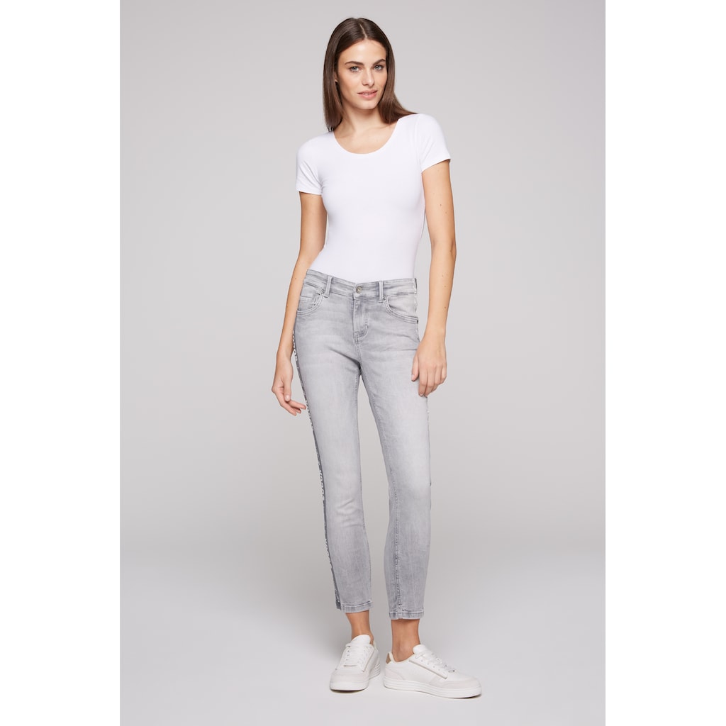 SOCCX Slim-fit-Jeans, mit verkürztem Bein