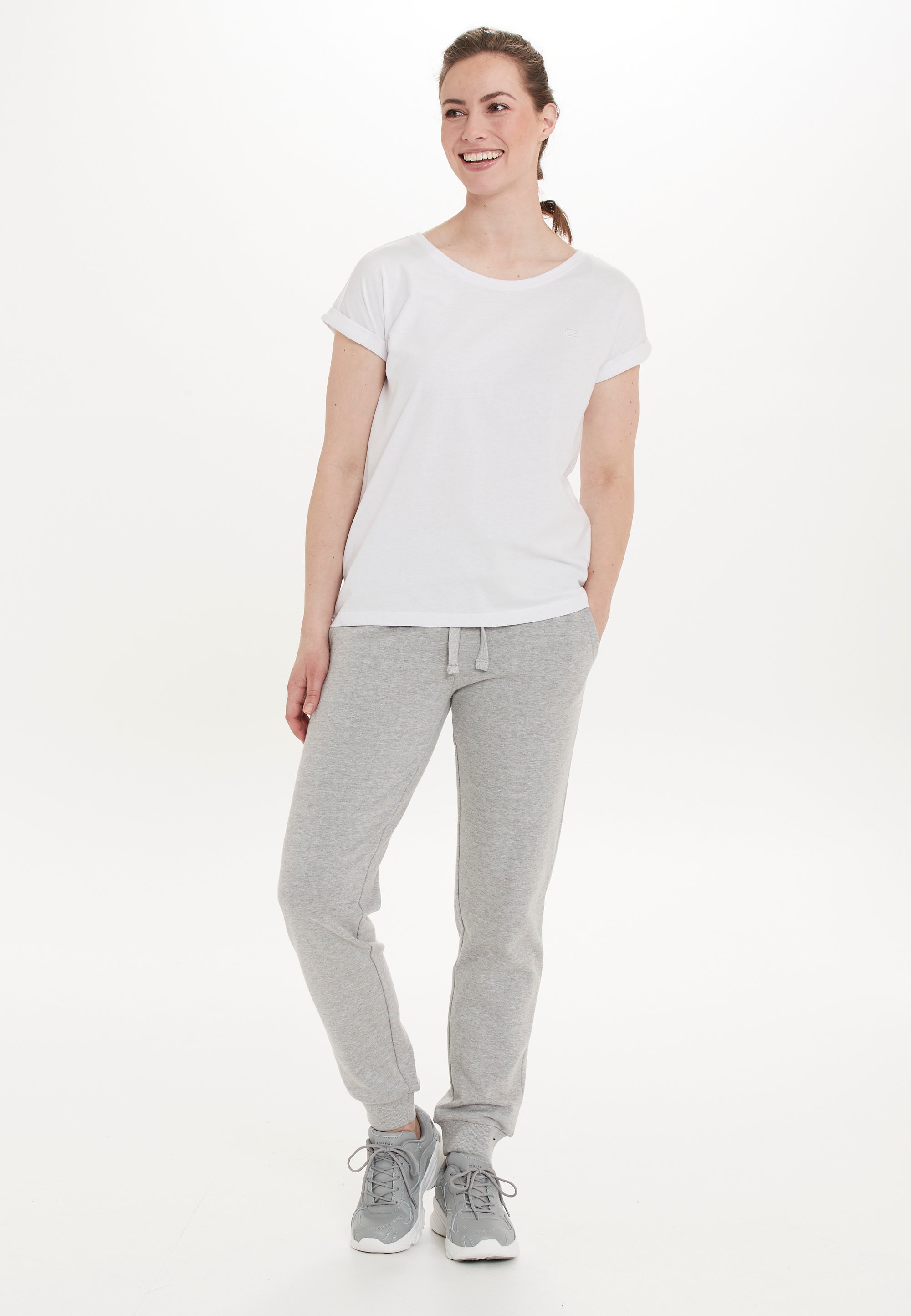 CRUZ Sweathose »Mayda«, aus atmungsaktivem Material