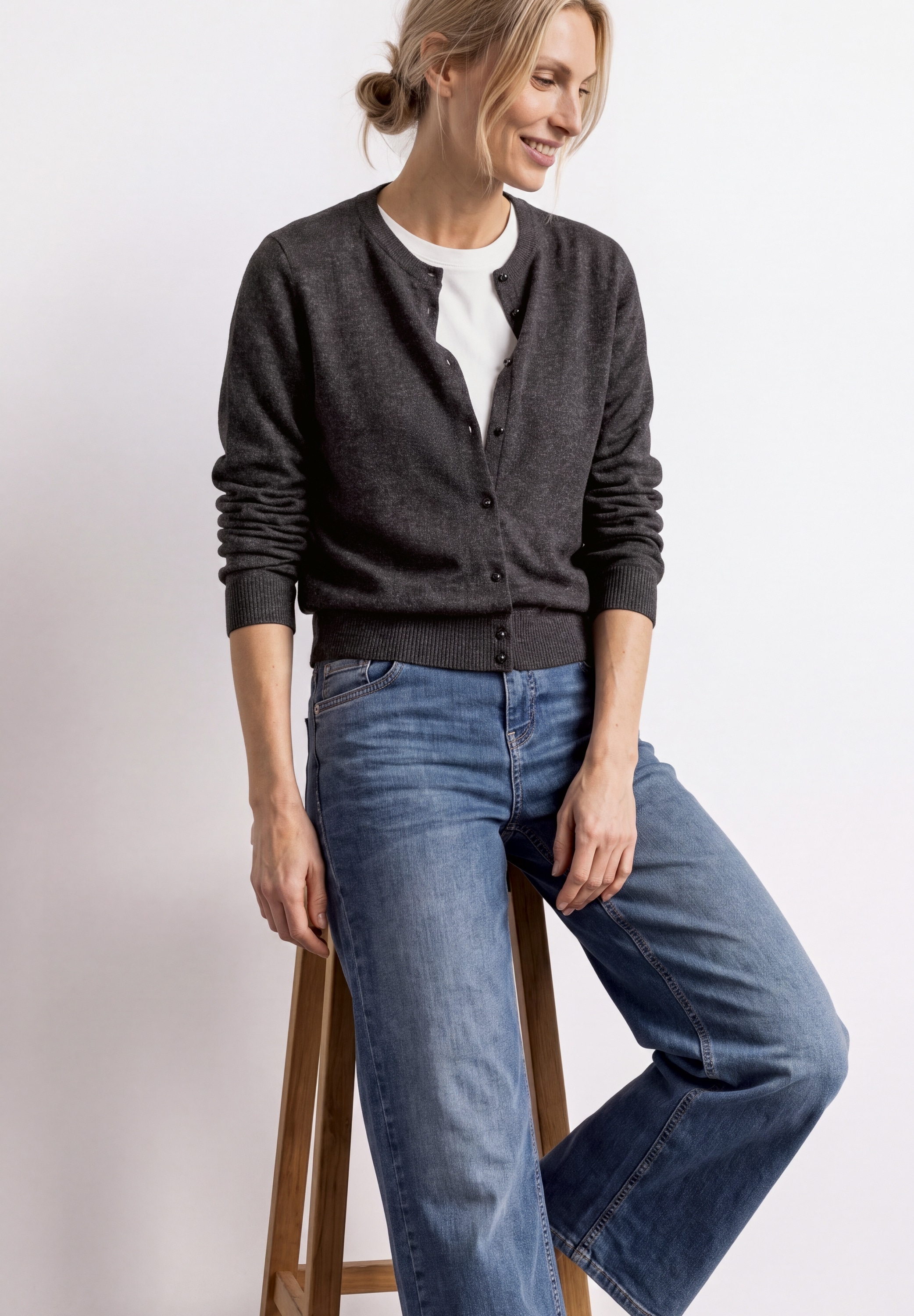 STREET ONE Strickjacke Cardigan mit Rundhals / Viskose und Stretch