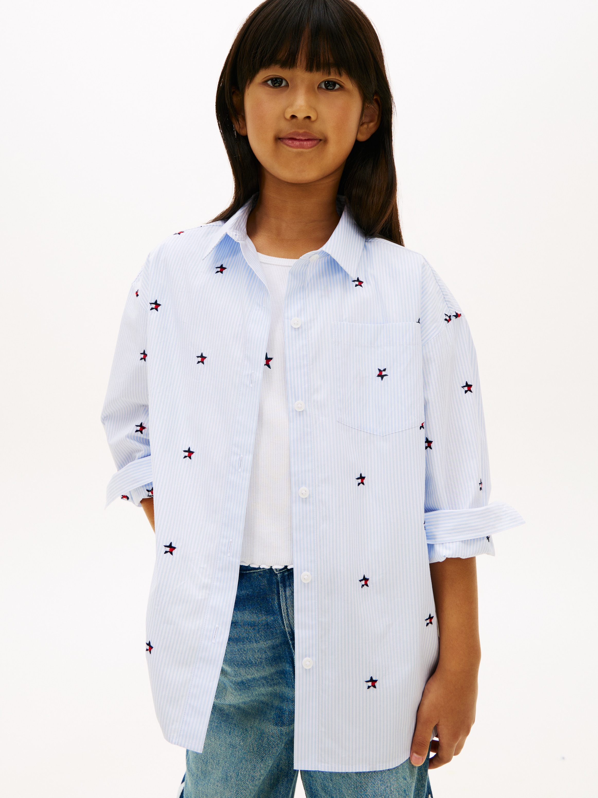 Hemdbluse TOMMY HILFIGER "STRIPED STAR SHIRT LONG SLEEVE", Mädchen, Gr. 10 (140), sweet blau stripes, Popeline, Obermaterial: 100% Baumwolle, bestickt, gestreift, regular fit hüftbedeckend, 1-Knopf-Manschette, Blusen Hemdbluse, Kinder bis 16 Jahre, mit St