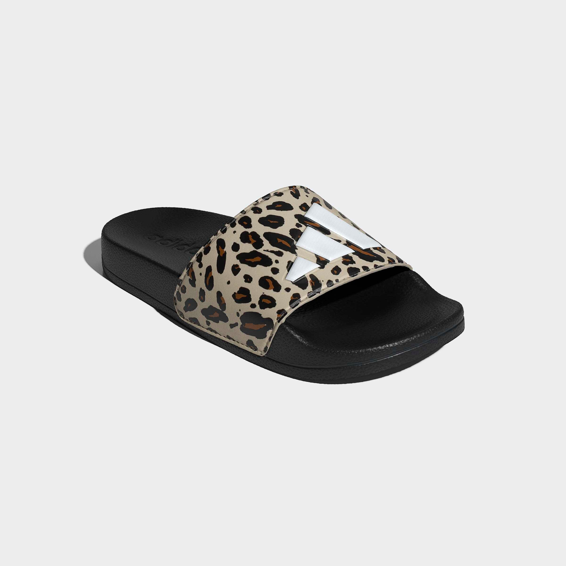 Badesandale ADIDAS SPORTSWEAR "ADILETTE SHOWER LOGO KIDS SANDALE", Mädchen, Gr. 35, crystal linen, core weiß, core schwarz, Synthetik, Schuhe, Badelatschen für Kinder & Jugendliche