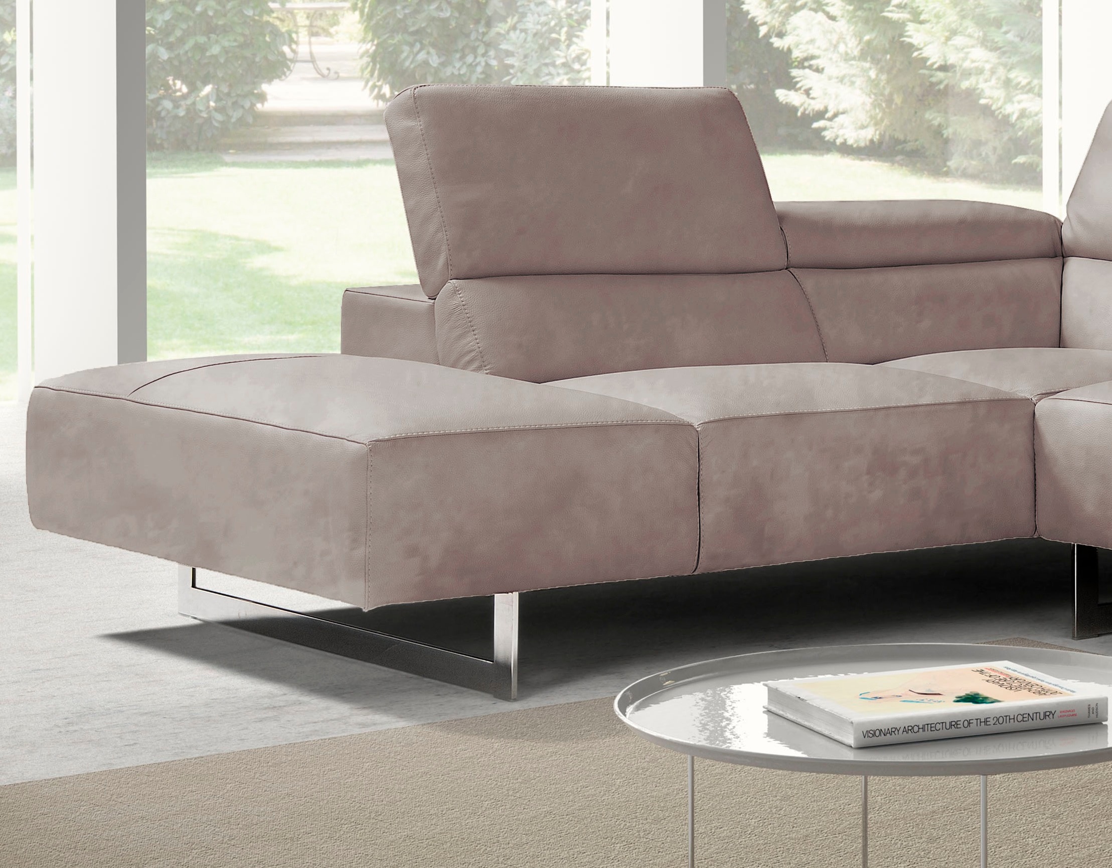 Egoitaliano Ecksofa »Malika«, mit Ottomane, inkl. Kopfteilverstellung und chromfarbenen Metallfüßen