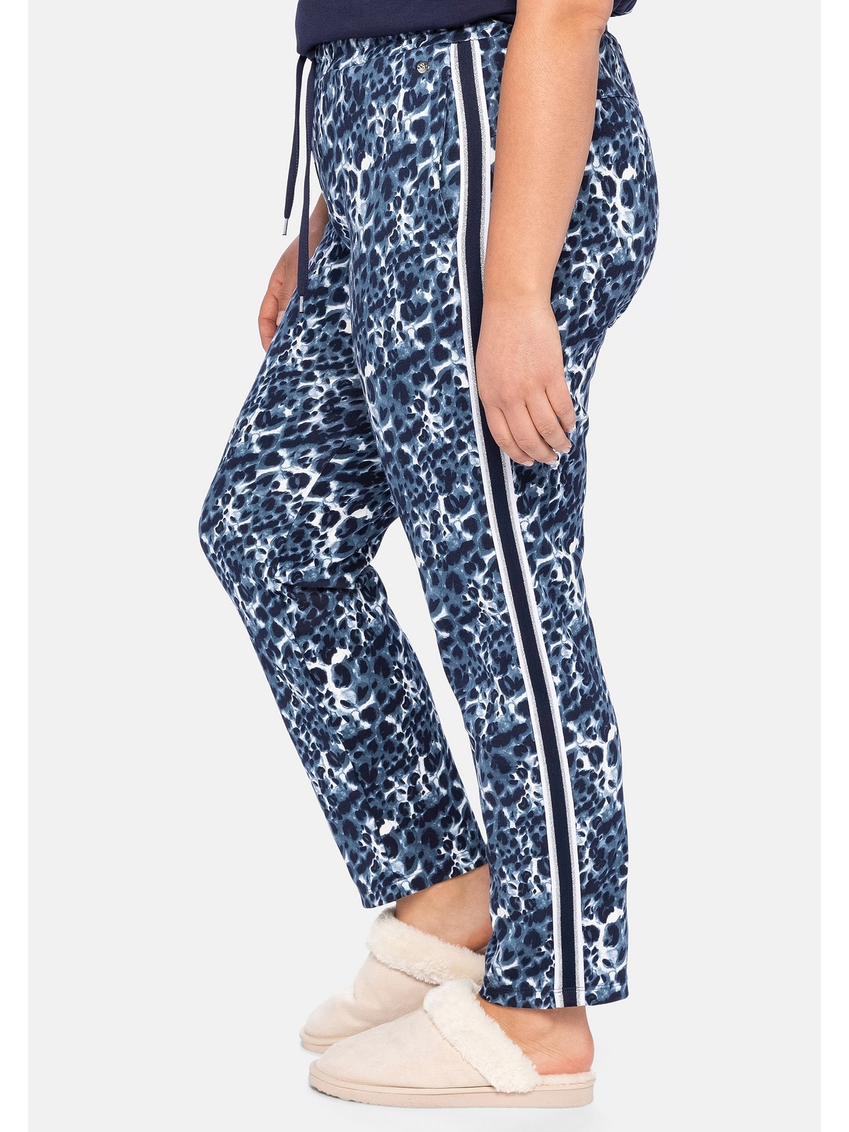 Sheego Relaxhose »Große Größen«, mit Animalprint und seitlichen Streifen