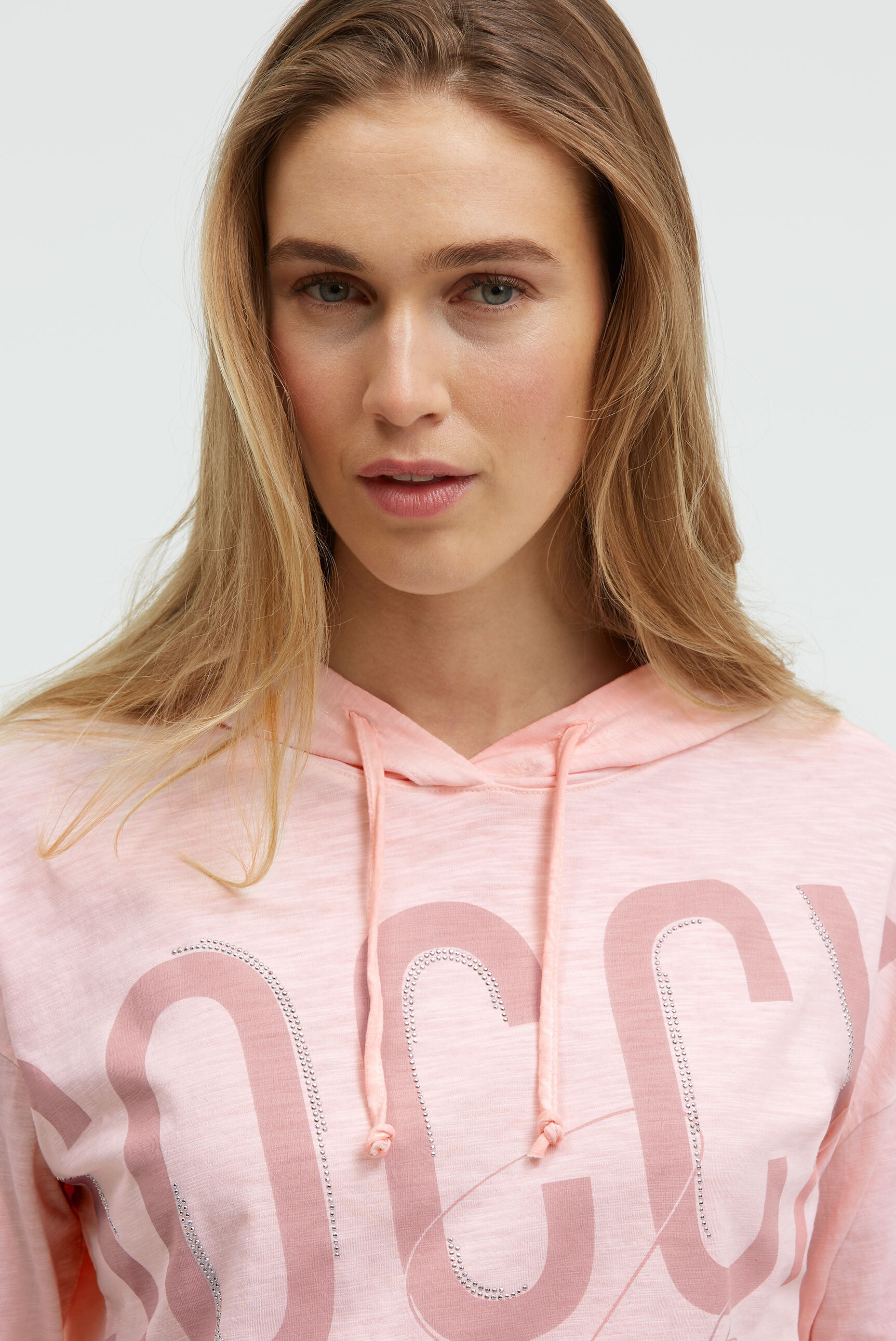 SOCCX Kapuzenshirt mit überschnittenen Schultern