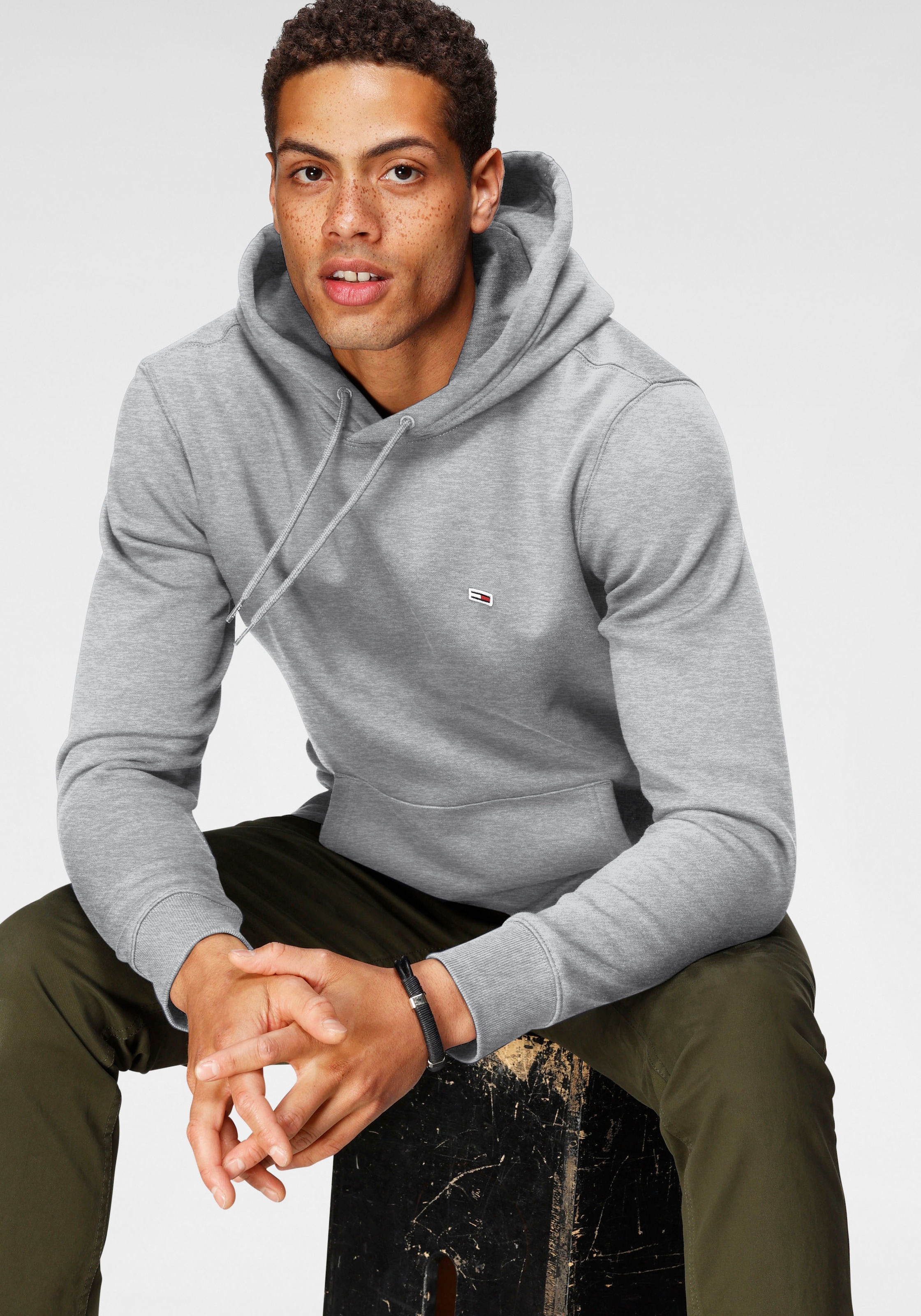 Tommy Jeans Kapuzensweatshirt »TJM REGULAR FLEECE HOODIE«, mit wärmend weicher Innenseite