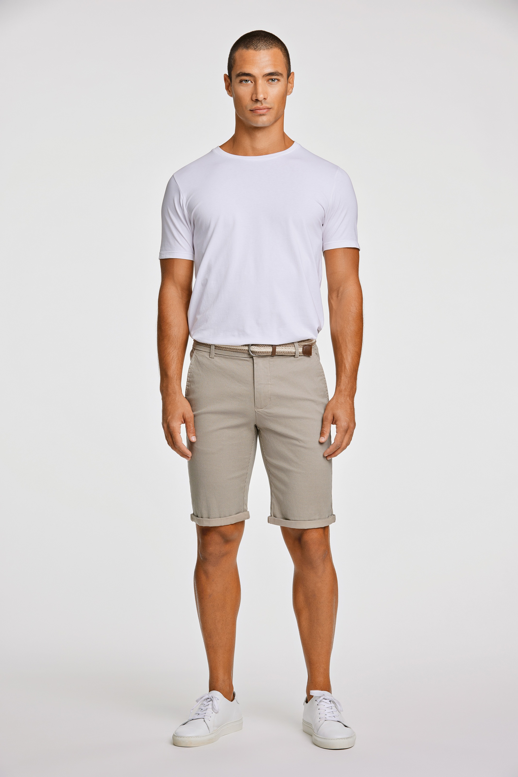 LINDBERGH Chinoshorts, (2 tlg.), mit Gürtel