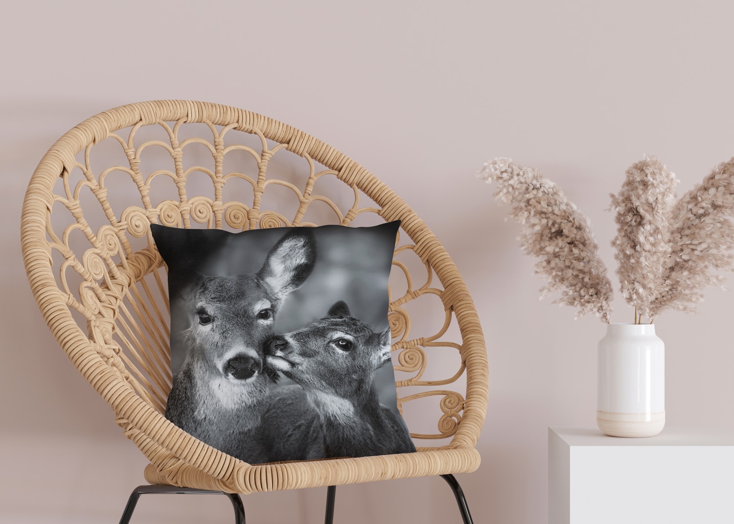 queence Dekokissen »Rehkitz mit Mama«, Kissenhülle mit HD Premium Druck, geruchsneutral, 40x40cm