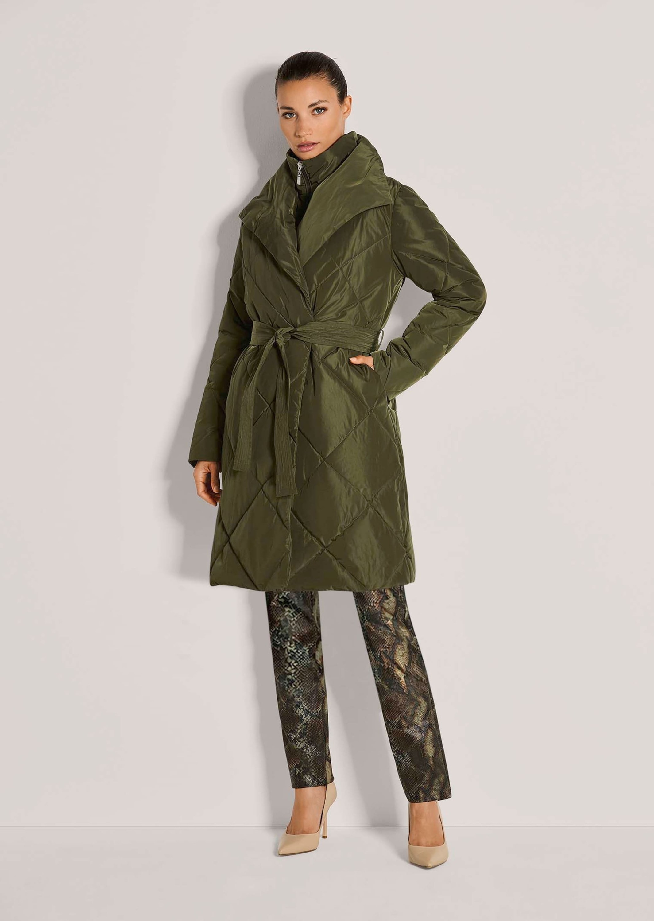 MADELEINE Steppjacke »Steppmantel Rauten-Steppmantel mit Bindegürtel«