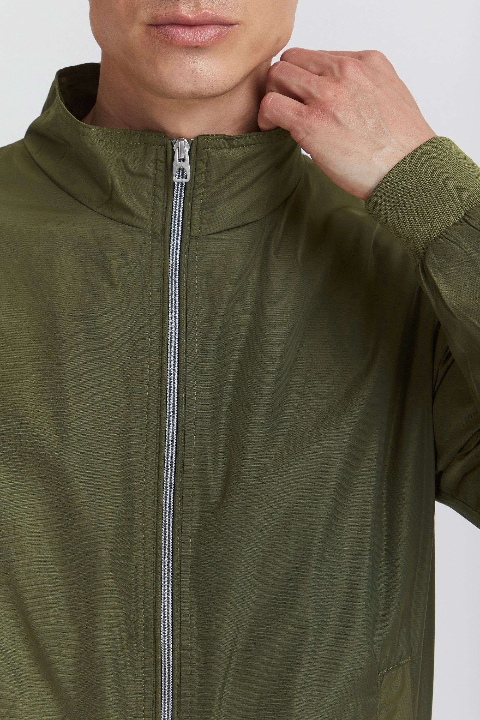 11 Project Bomberjacke »Kapuzensweatshirtjac PRCapal«, mit Kapuze