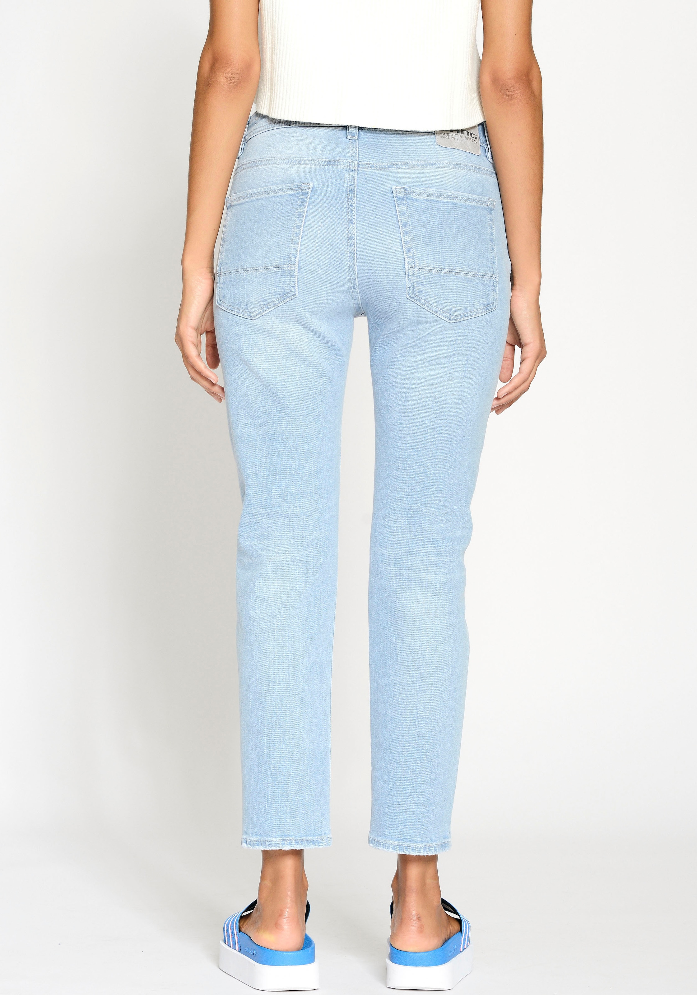 GANG Boyfriend-Jeans »94NICA CROPPED«, mit geraden und verkürzten Beinverlauf