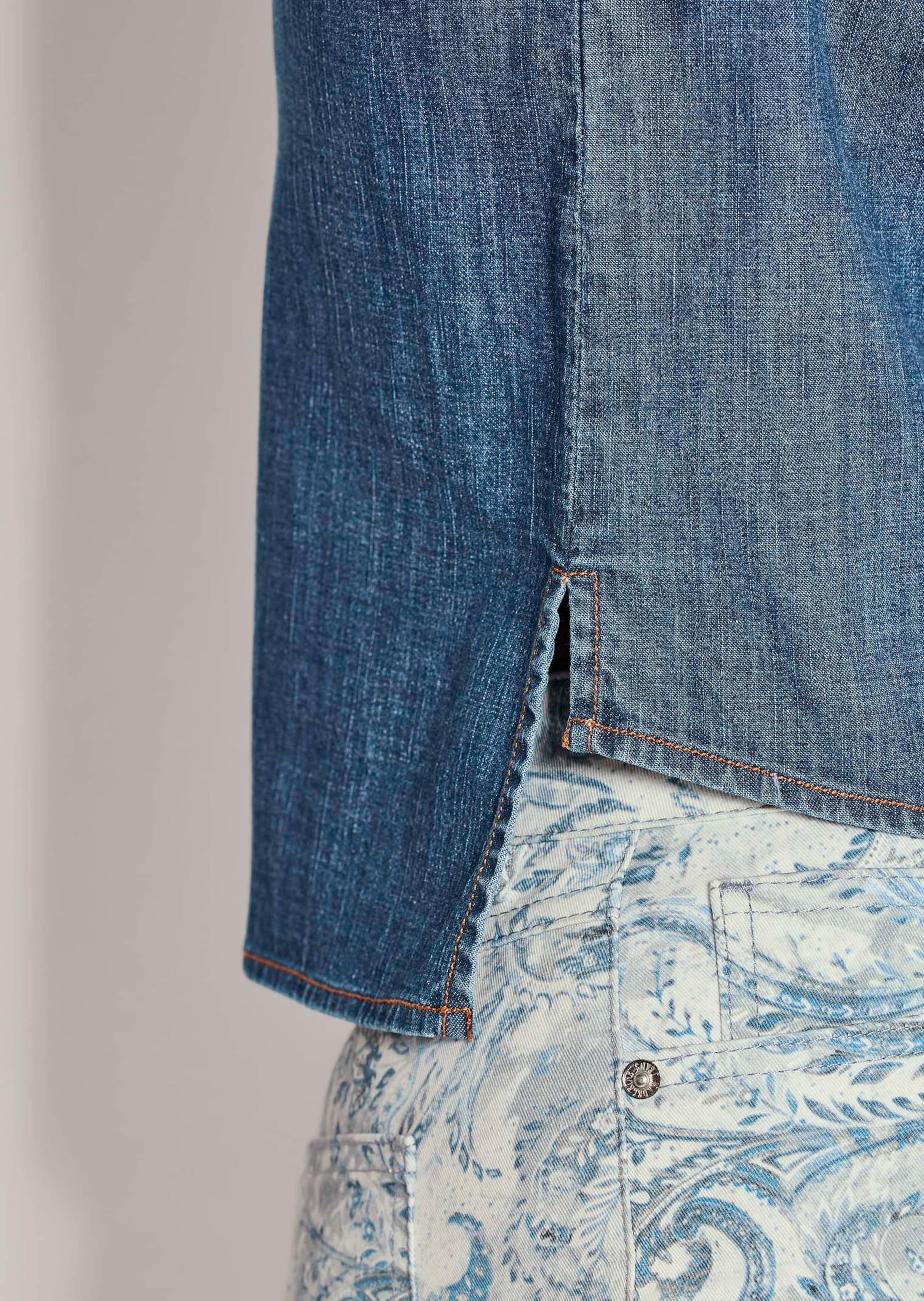 MADELEINE Hemdbluse »Jeansbluse Modernes Denimtop mit Hemdkragen«