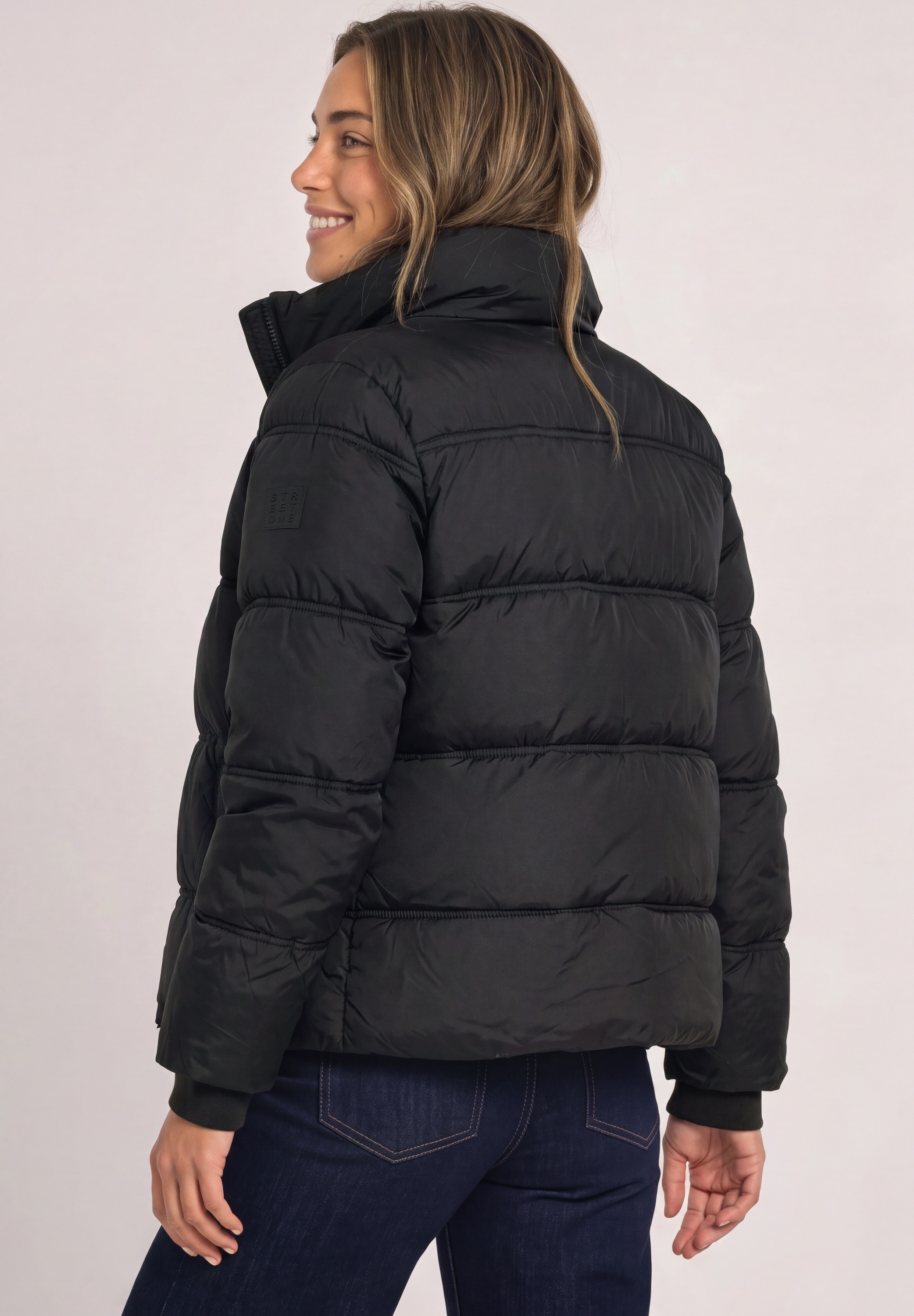 STREET ONE Steppjacke mit Kapuze in Unifarbe