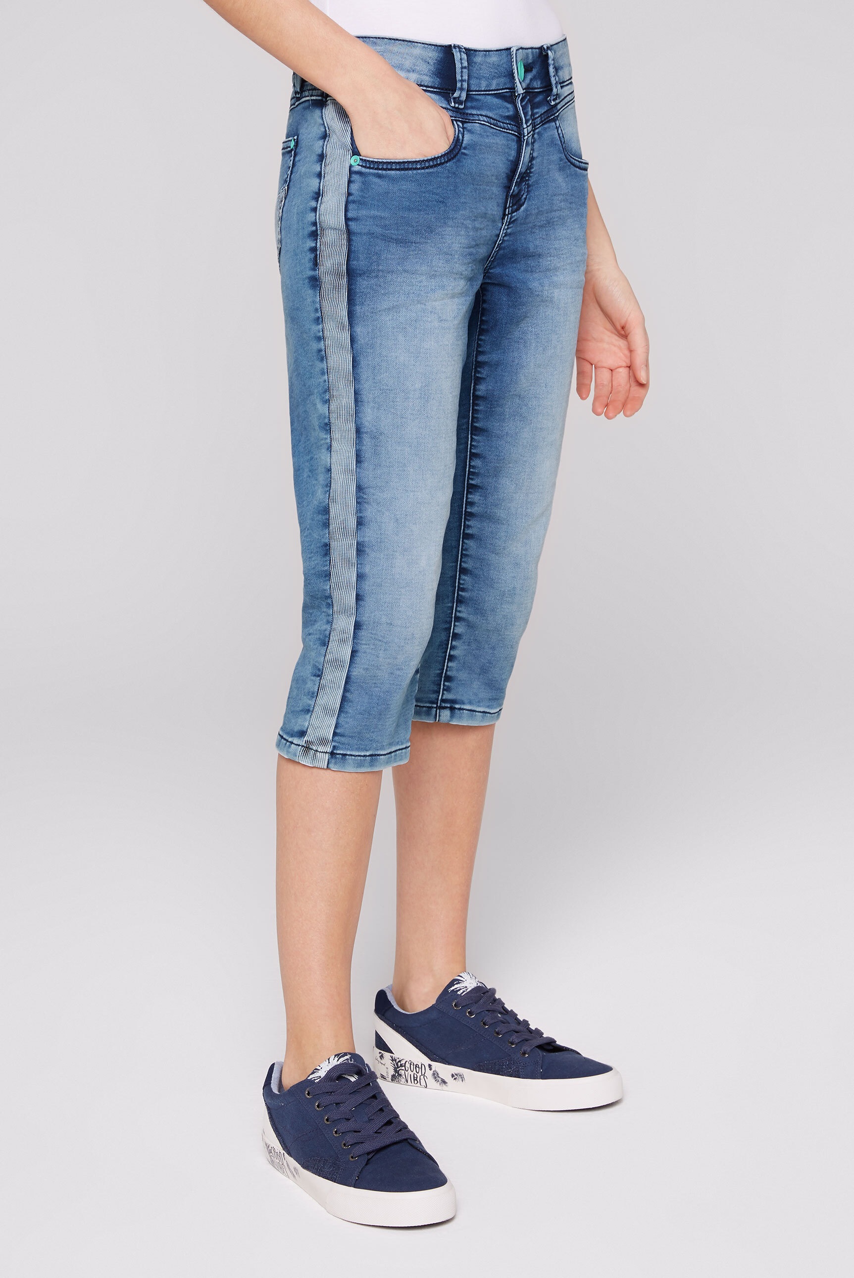 SOCCX Jeansshorts, mit Tape an der Seite kaufen