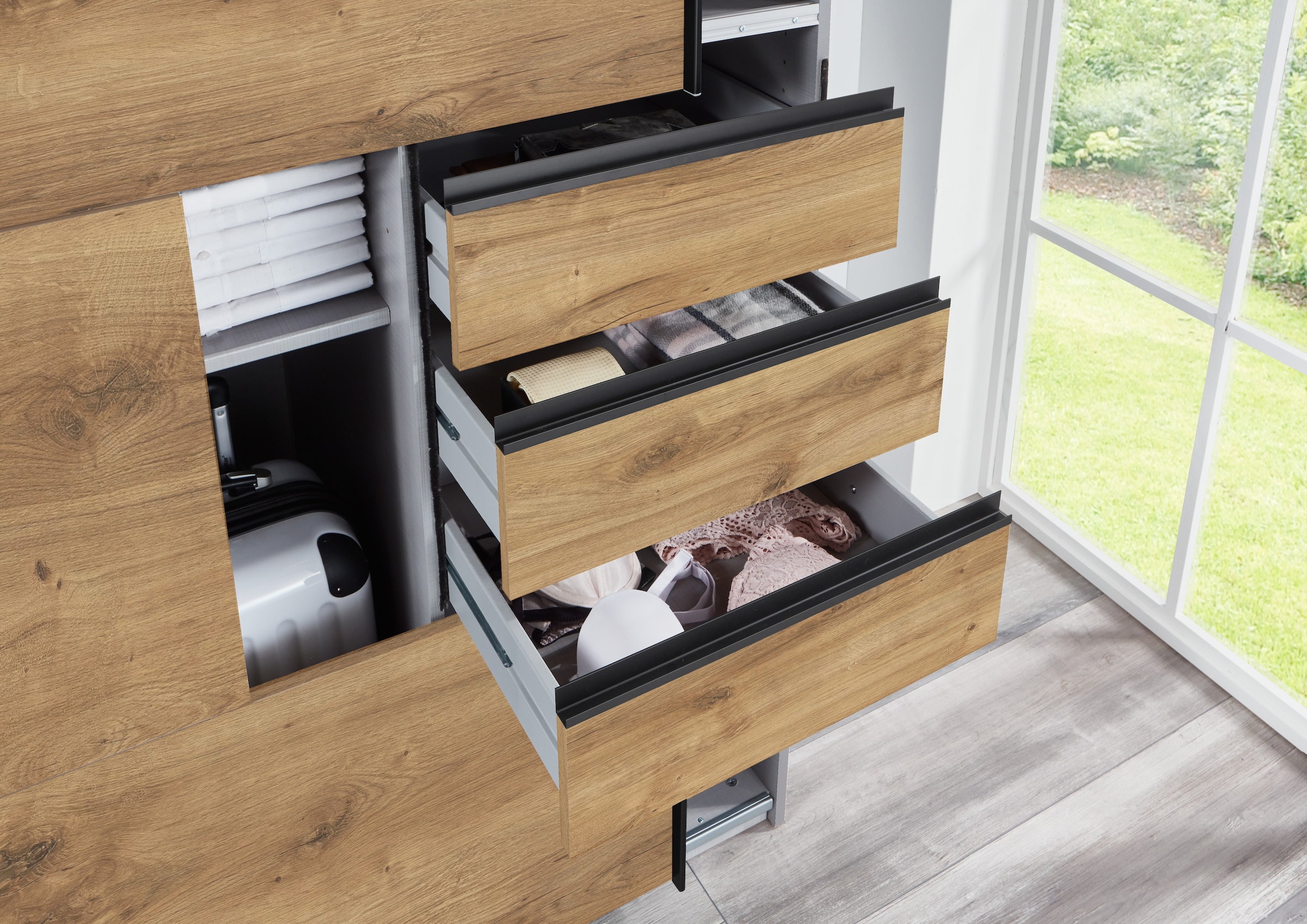 Wimex Schwebetürenschrank »Leonberg, Kleiderschrank mit 6 Schubladen«, mit graphitfb.Glasfront, 270cm breit, 208cm hoch