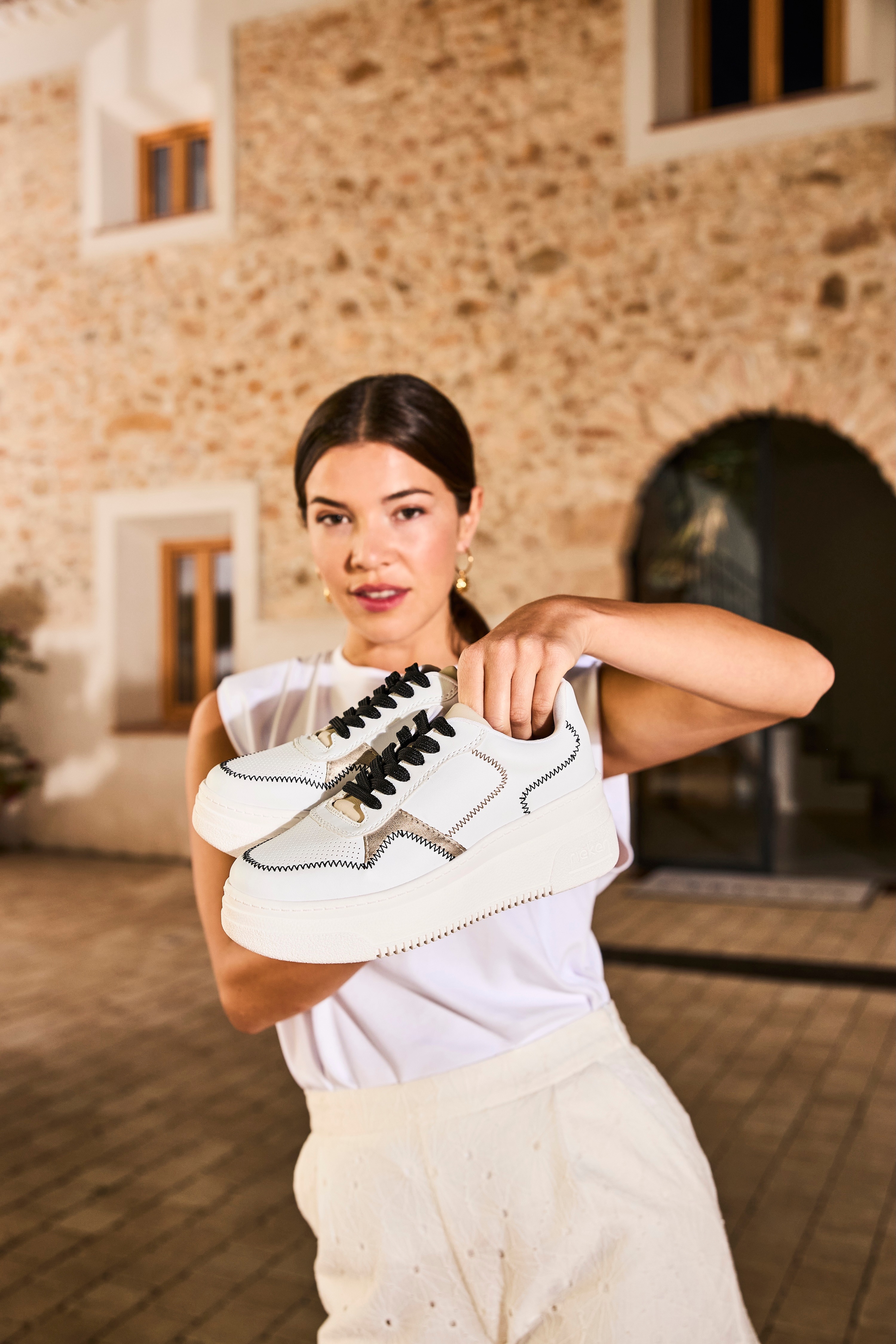 Thumbnail - Rieker Plateausneaker, Keilsneaker, Schnürschuh, Halbschuh mit modischen Kontrastdetails