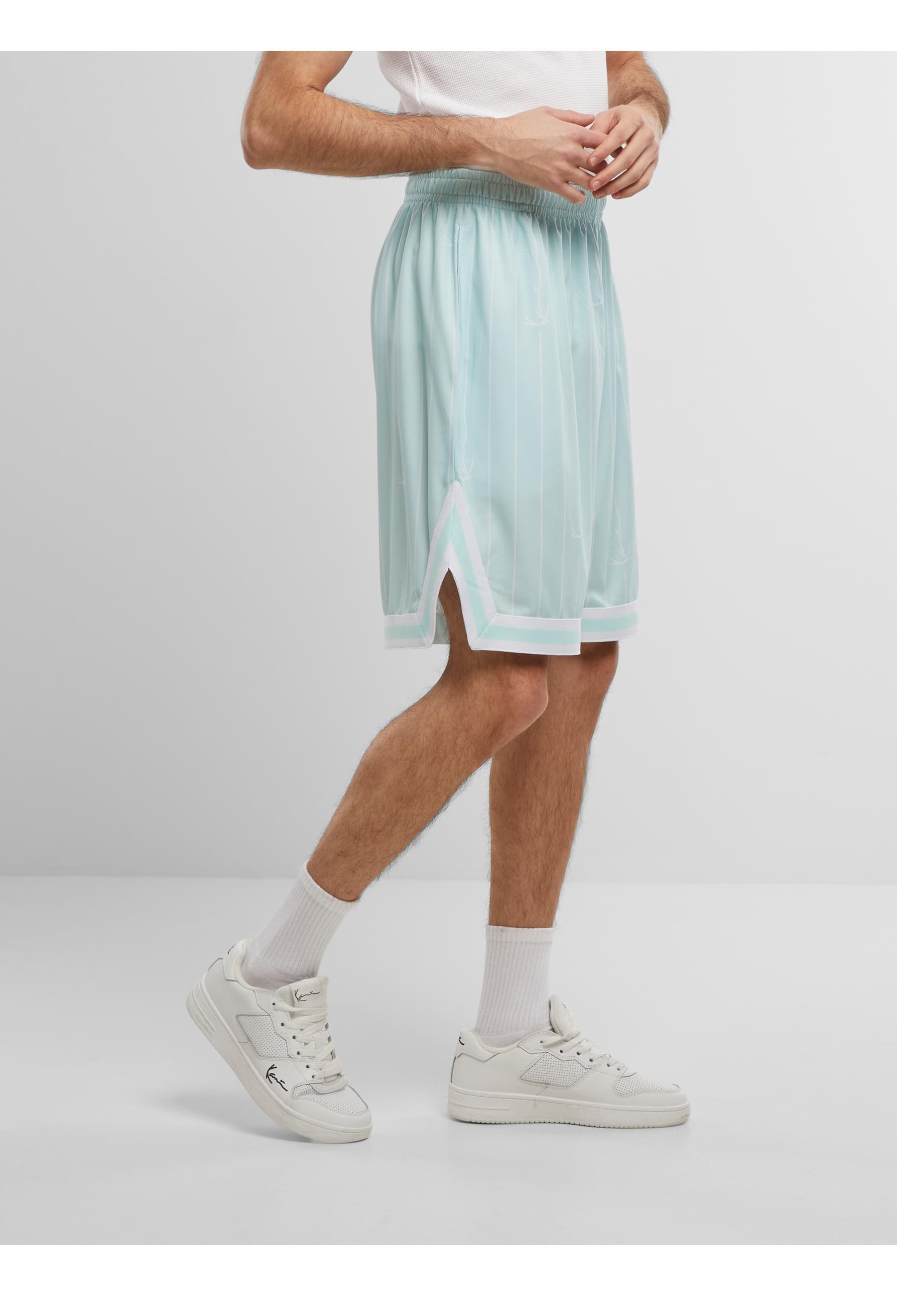 Karl Kani Shorts »Karl Kani Small Varsity Logo Pinstripe Mesh Shorts«, (1 tlg.)
