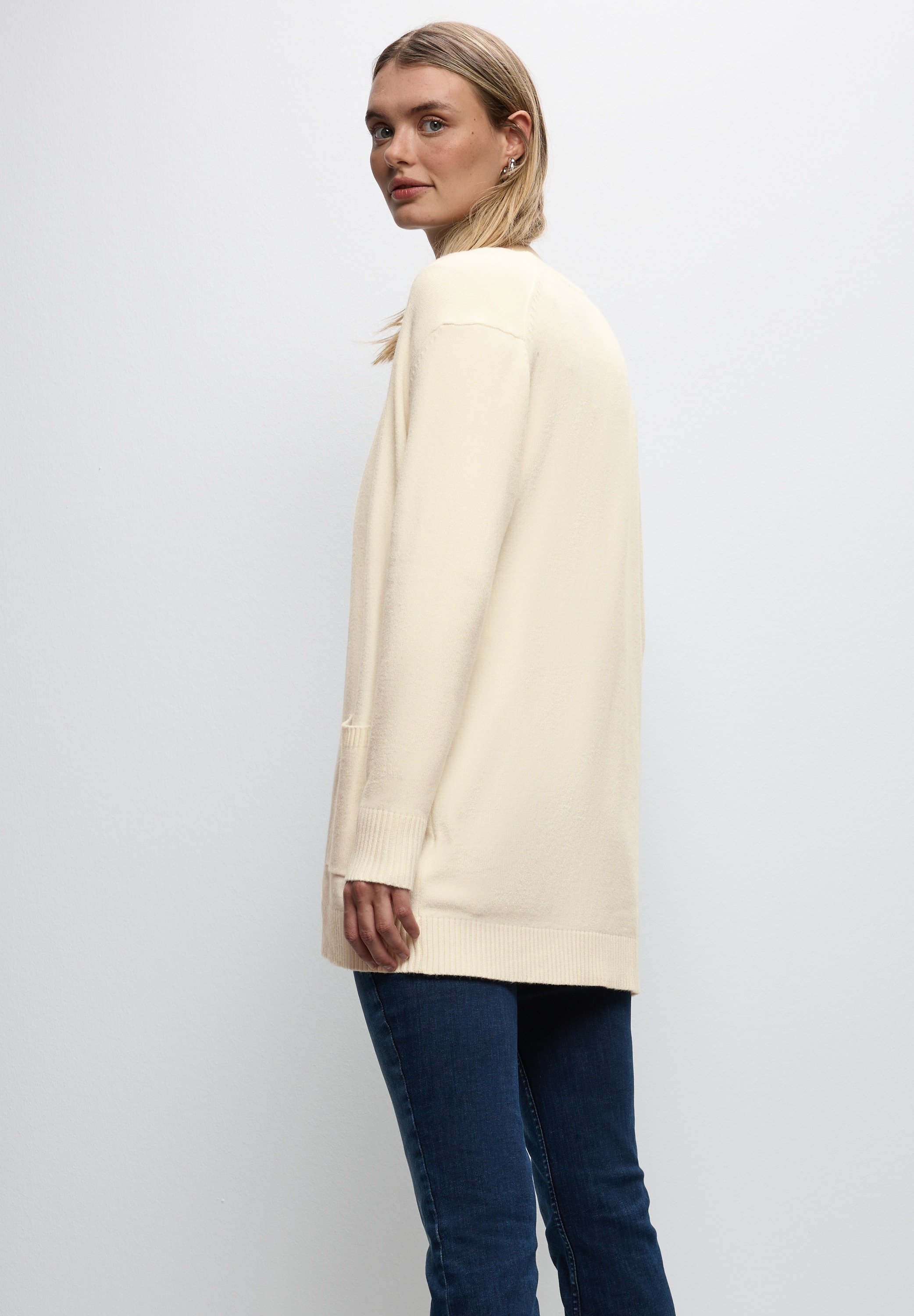 STREET ONE Strickjacke, aus softem Materialmix günstig online kaufen