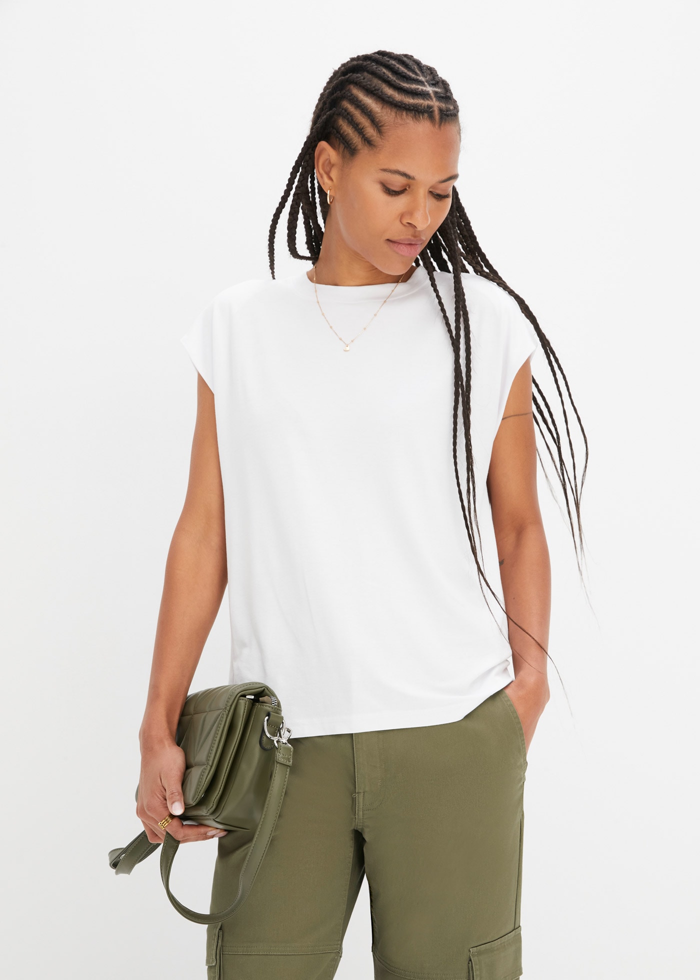 bonprix T-Shirt »T-Shirt aus softer Viskose« Mit Rundhalsausschnitt und angeschnittenen Ärmeln