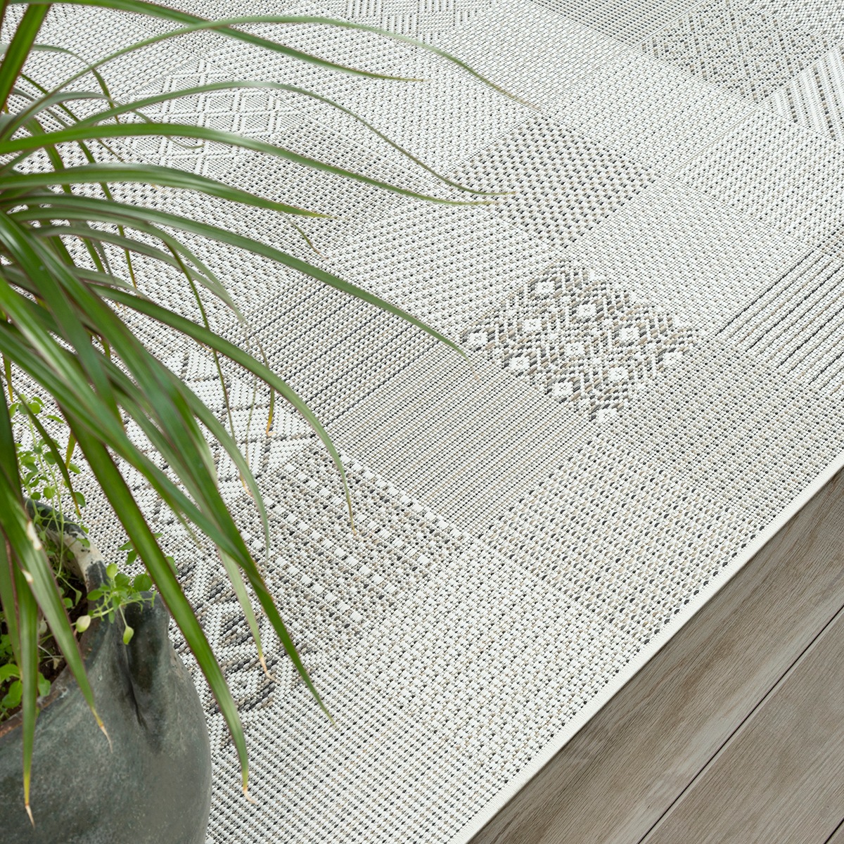 the carpet Teppich »Lagos« rechteckig 5 mm Höhe moderner robuster In und Outdoor Teppich