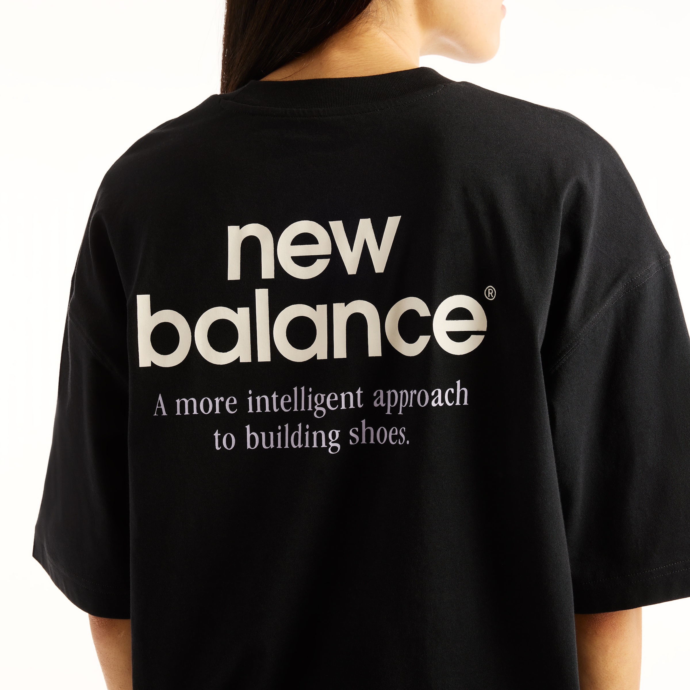 New Balance T-Shirt »INTELLIGENT RELAXED T-SHIRT« sportlicher Stil, lässiger Look, für Freizeit und Sport