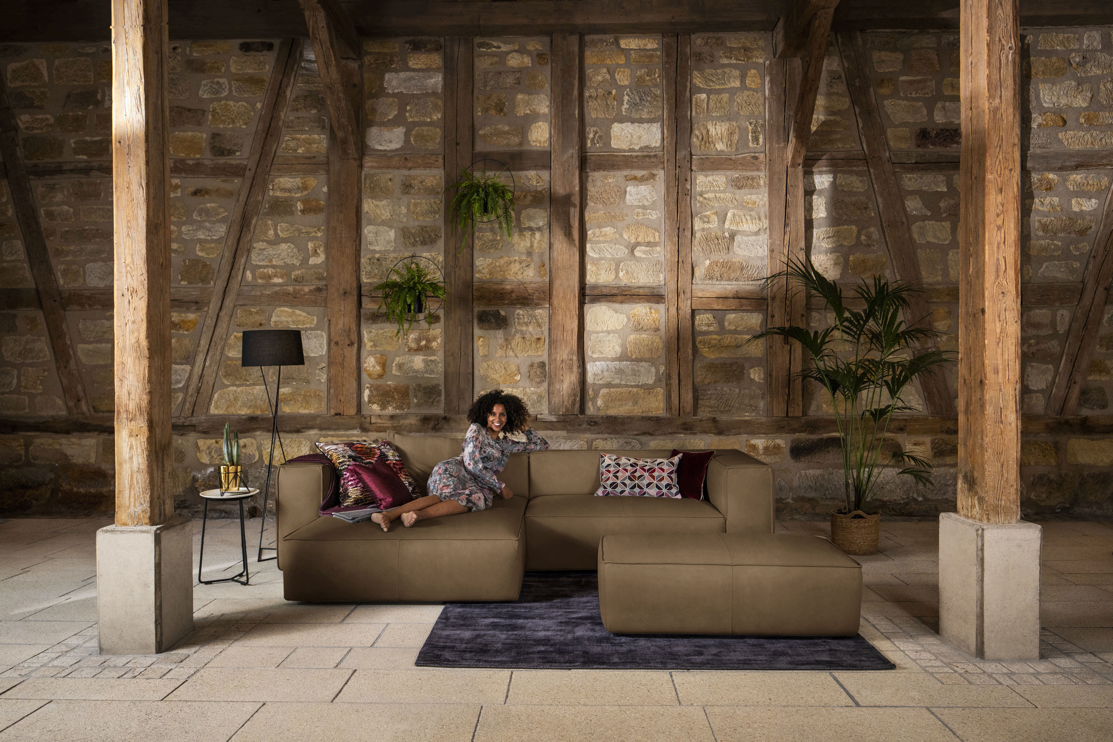 W.SCHILLIG Ecksofa "around-the-block Mega-Sofa & Hocker, viel Platz, Breite 300cm, L-Form" inklusive Hocker, mit eleganter Biese, mit Federkern