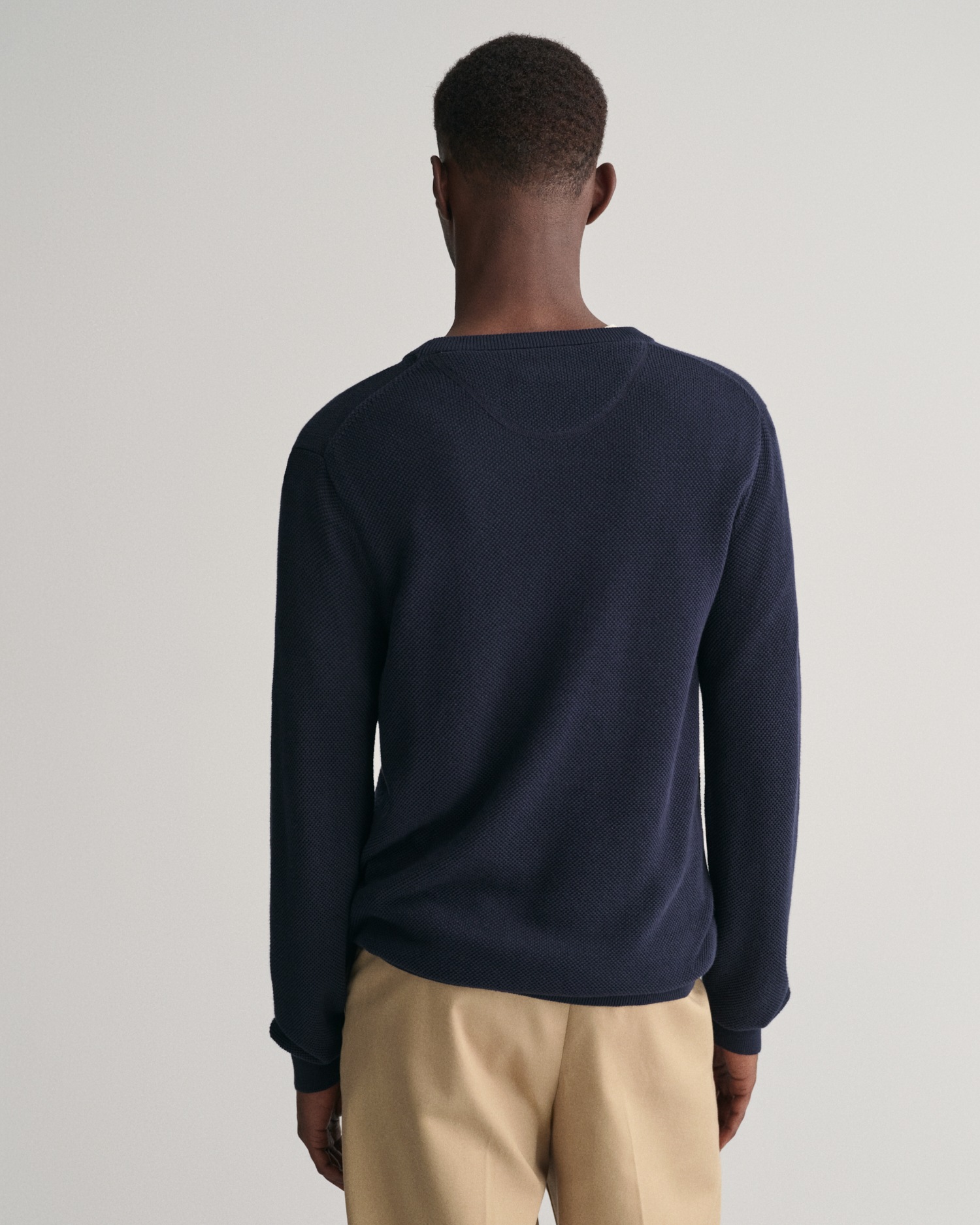 Rundhalspullover GANT "COTTON PIQUE C-NECK", Herren, Gr. 5XL, blau (evening blau), Strick, Obermaterial: 100% Baumwolle, unifarben, regular fit hüftlang, Rundhals, Rippstrickbündchen, Pullover Rundhalspullover, mit Logostickerei auf der Brust 3
