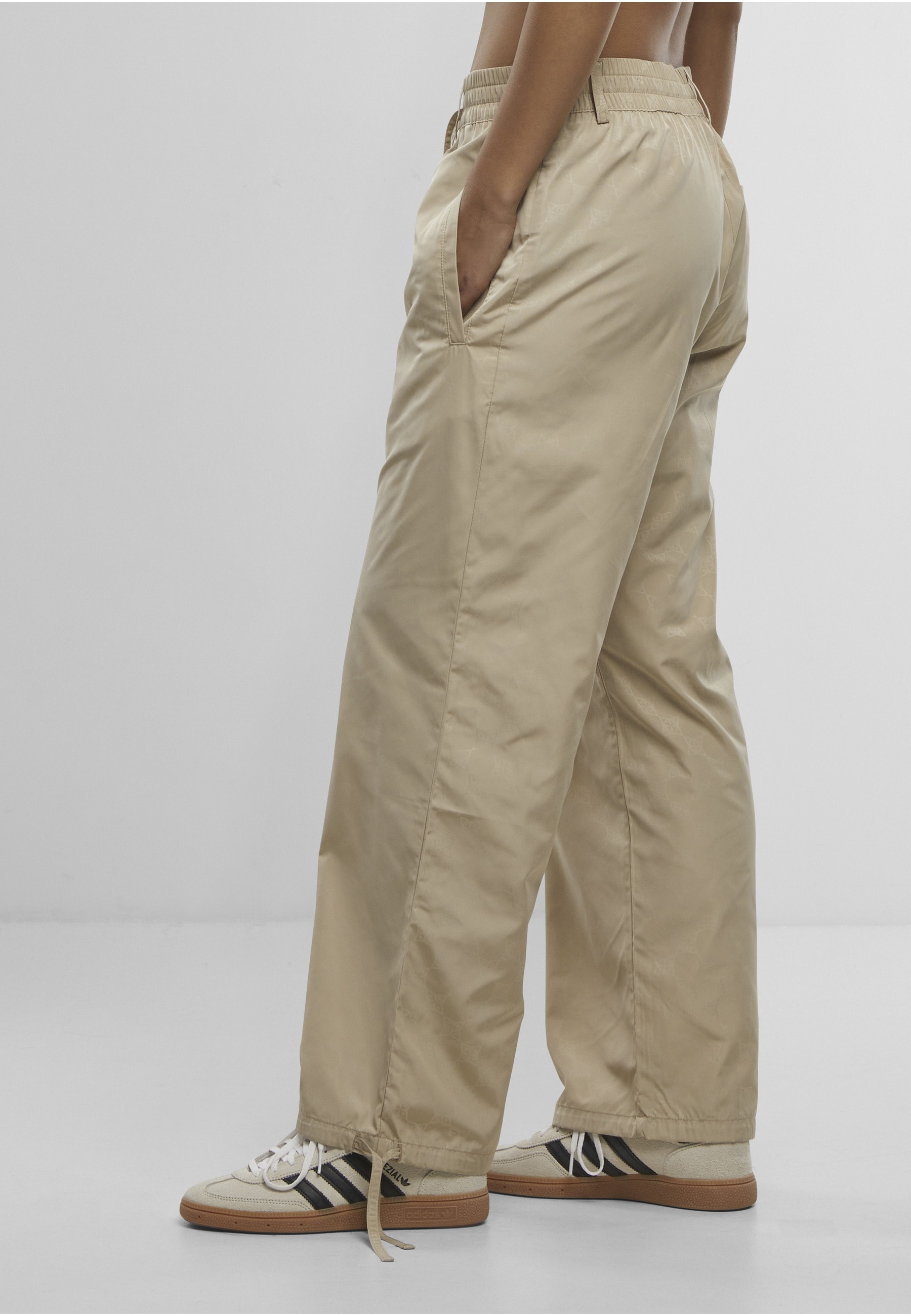 PEQUS Stoffhose »PEQUS PEQUS Aether Pin Parachute Pants«