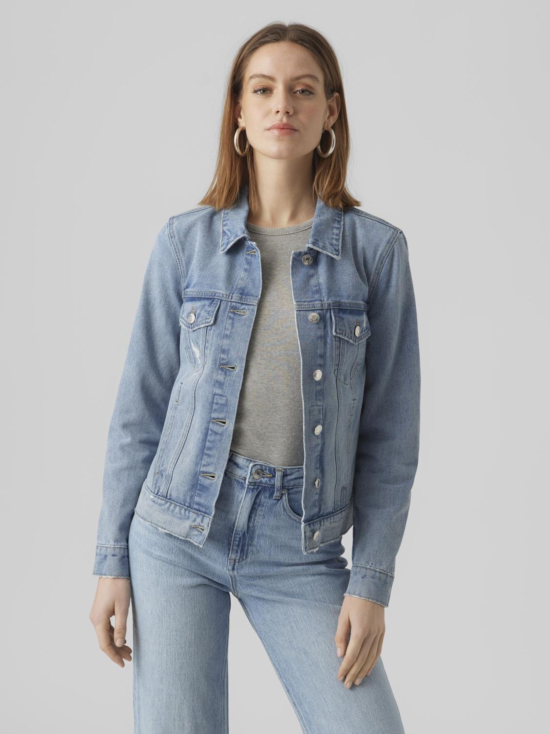 Vero Moda Jeansjacke »VMZORICA LS DENIM JACKET MIX NOOS«, mit leichten Destroyed Effekten