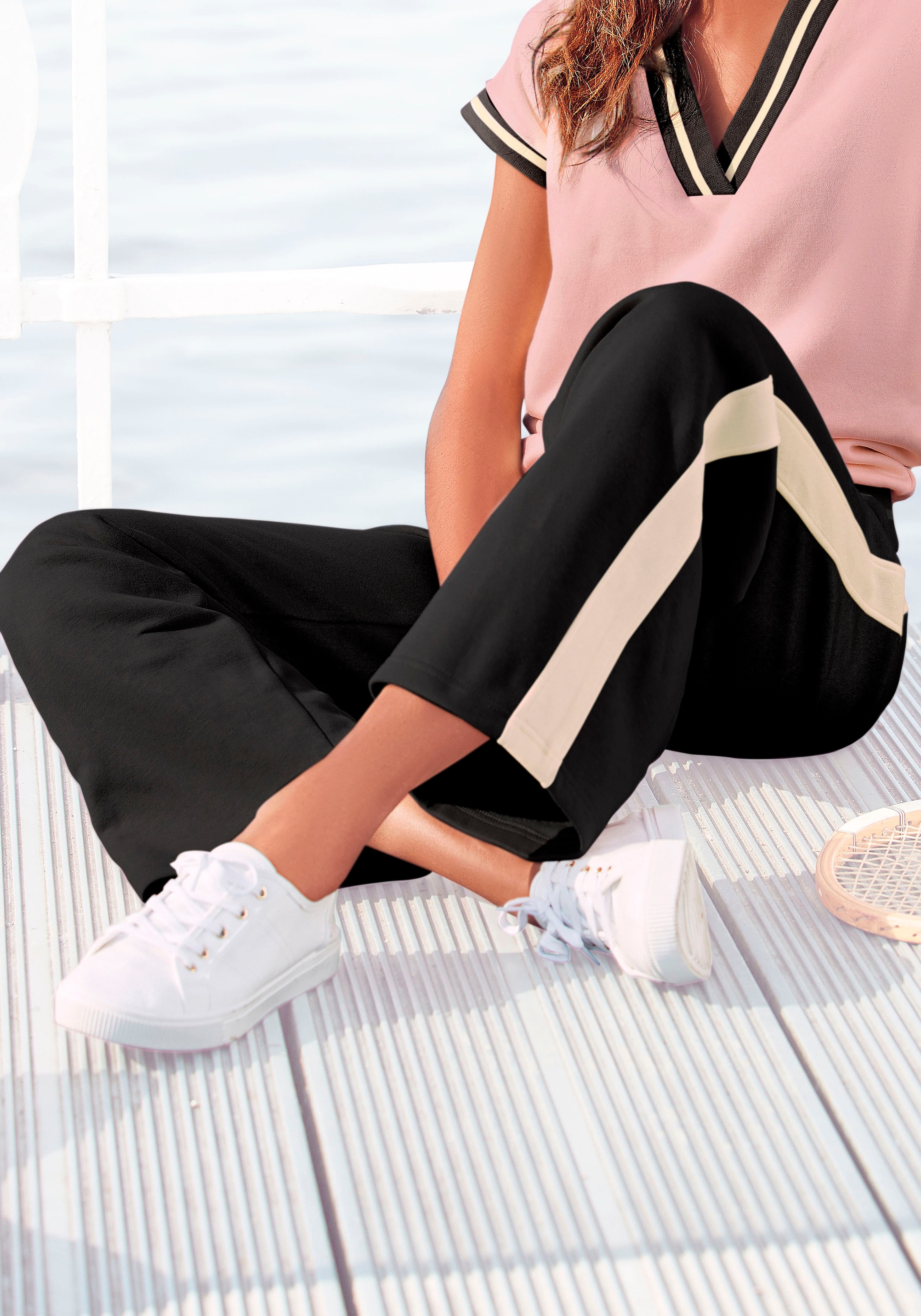 LASCANA Sweathose, mit weitem Bein, Loungewear günstig online kaufen